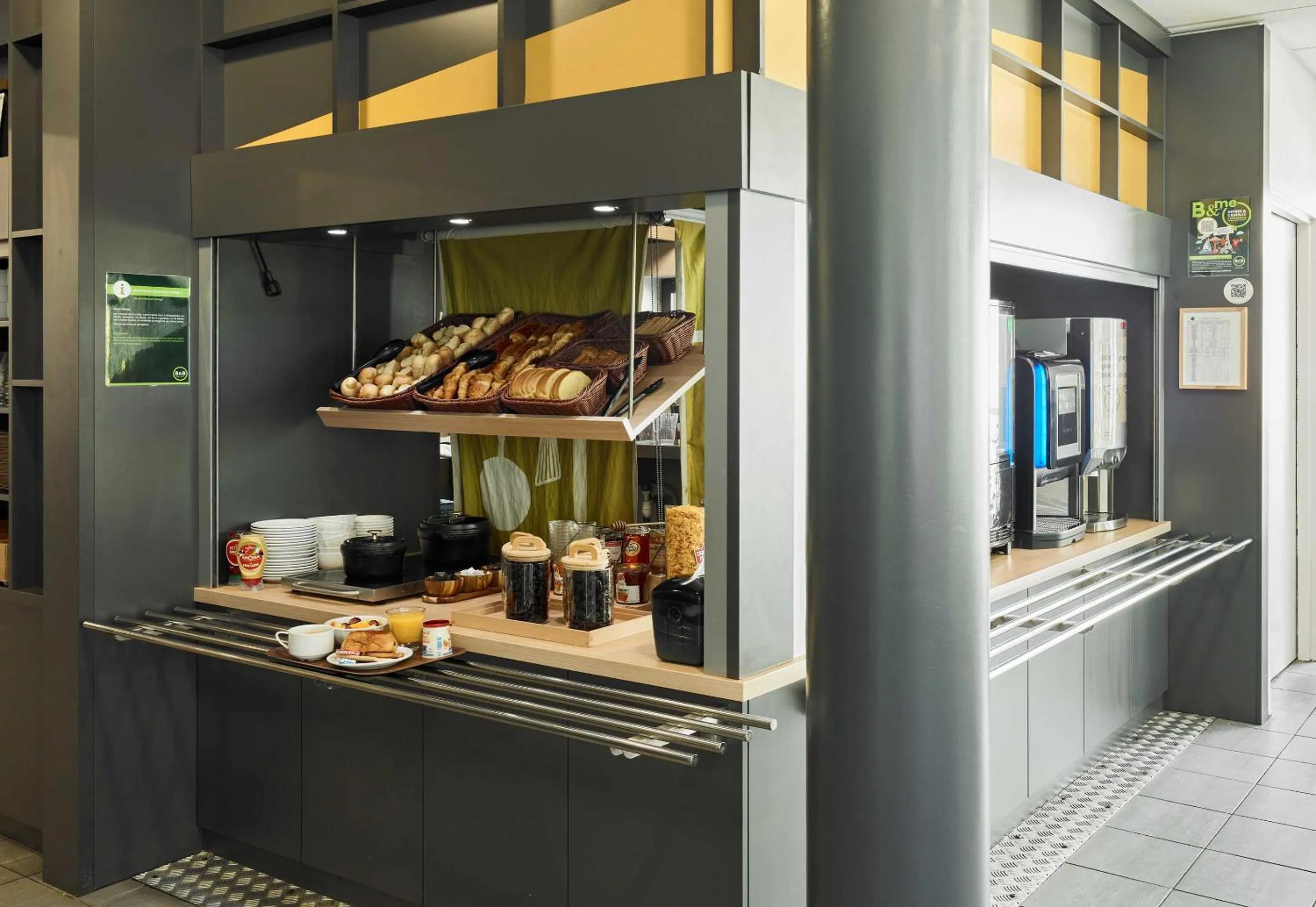 Buffet breakfast in B&B HOTEL Paris Est Bobigny Université