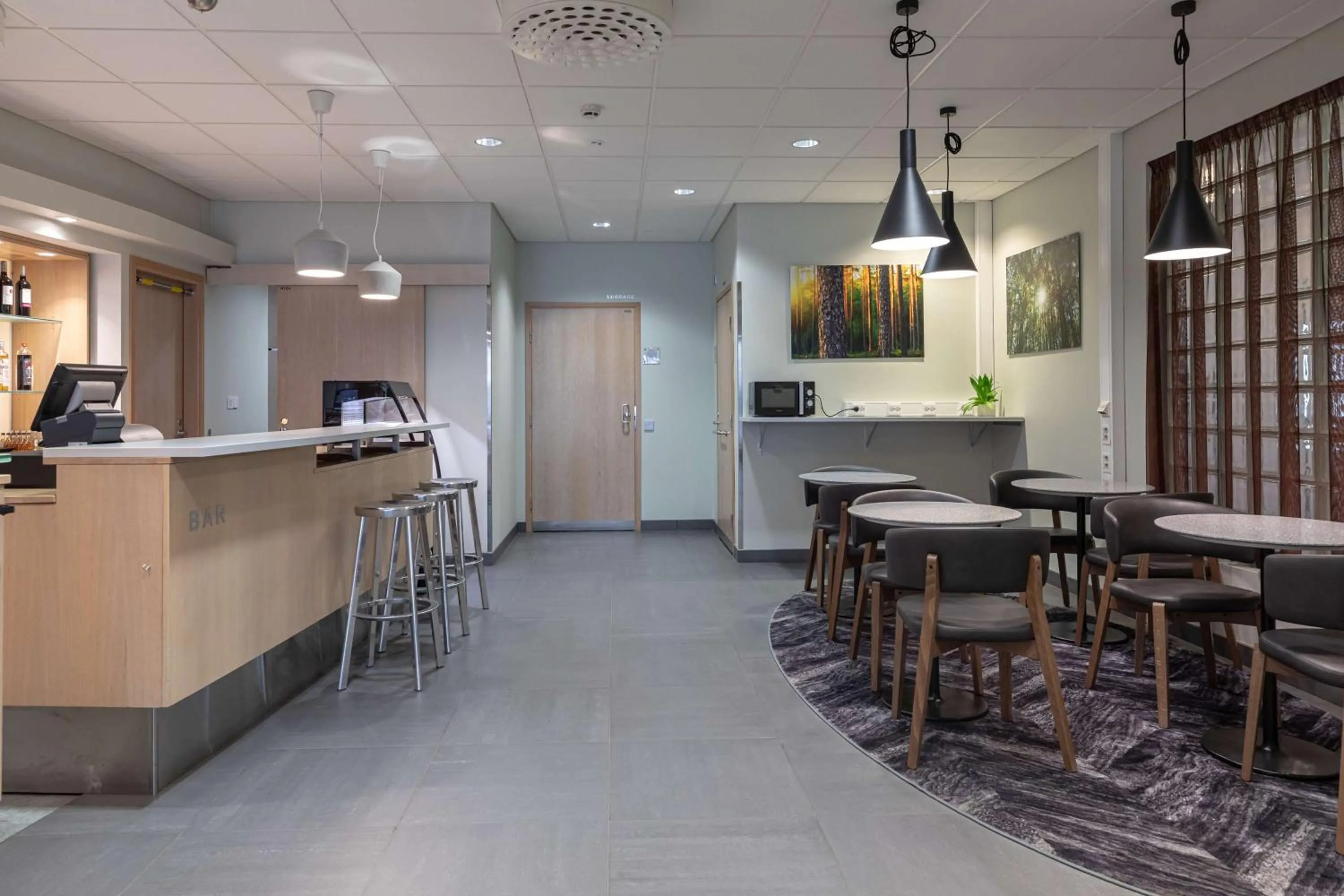 Lounge or bar in Scandic Joensuu