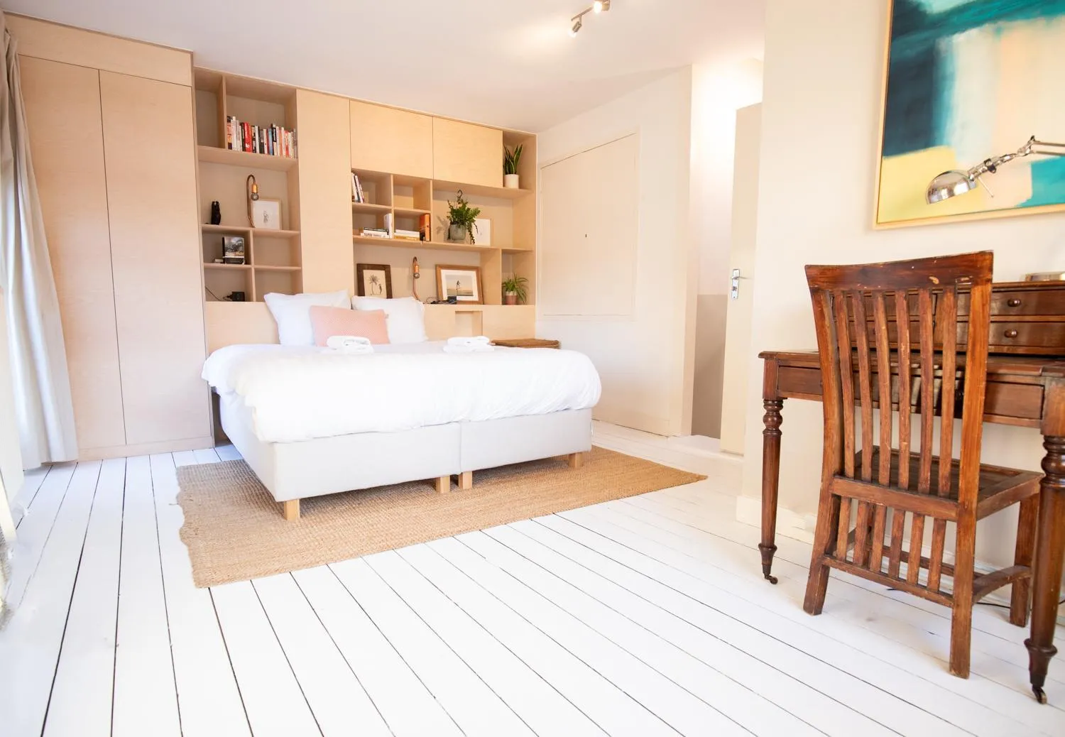 Bed in Cute Beach House Zandvoort