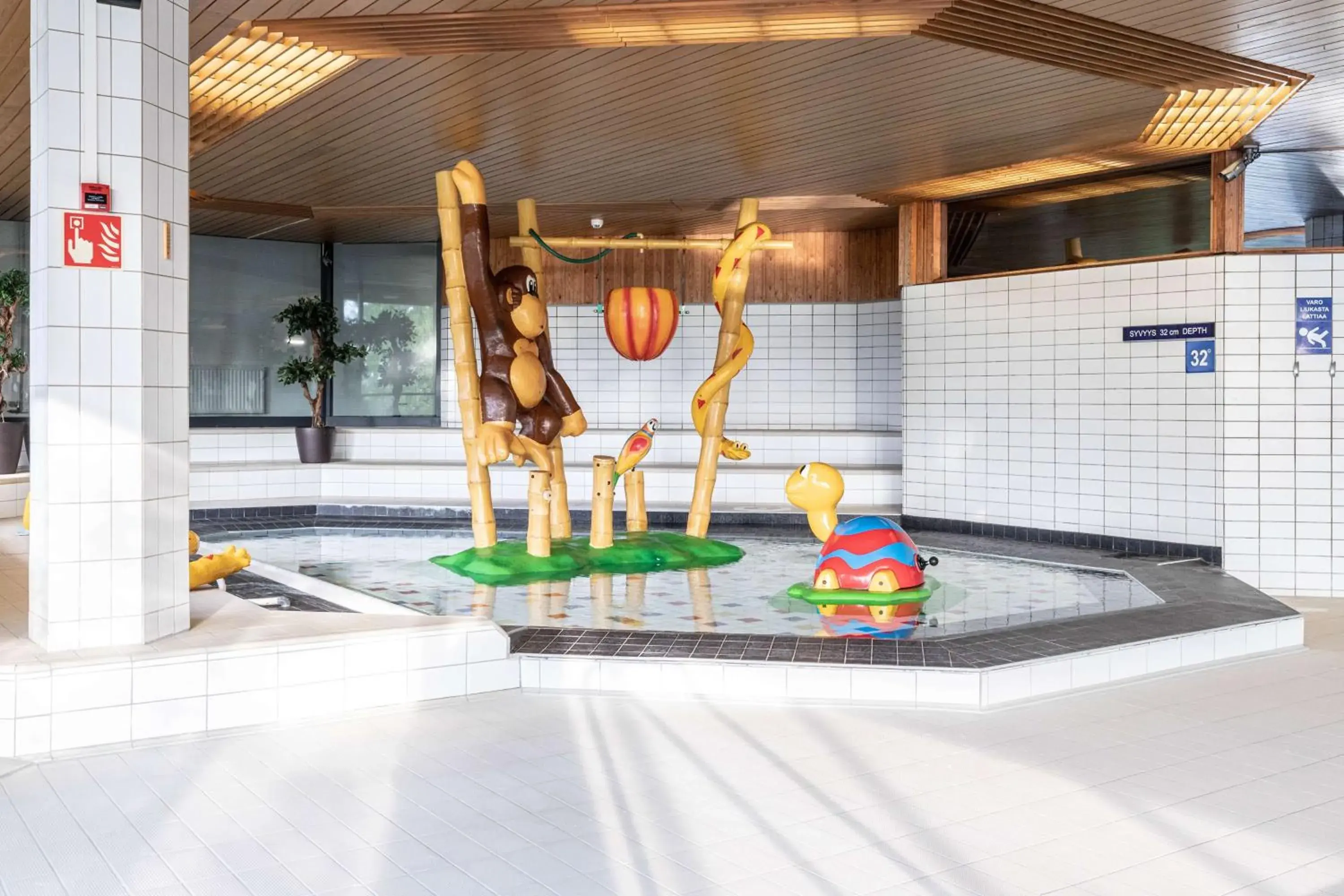 Pool view in Scandic Laajavuori Pool view in Scandic Laajavuori