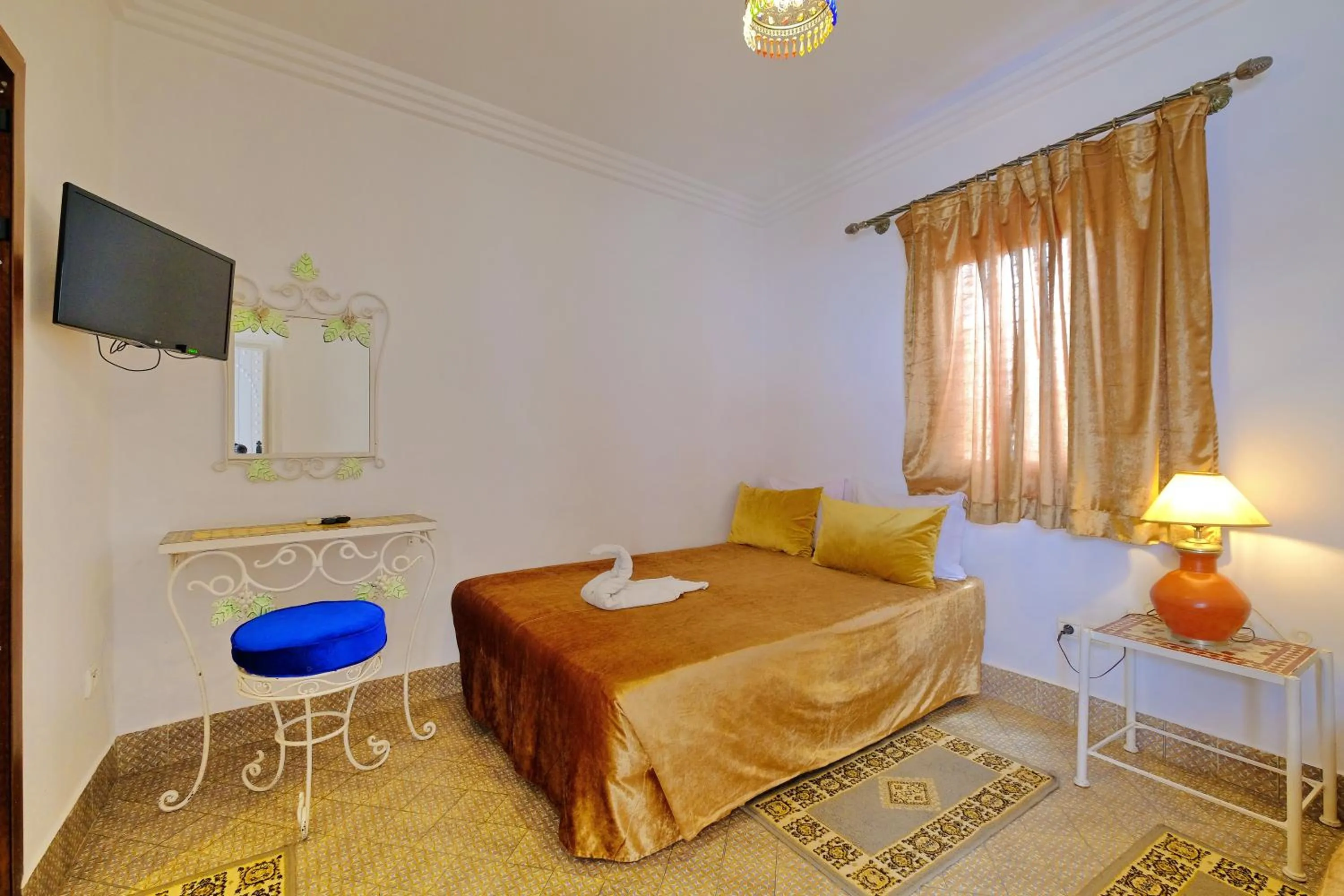 Bed in Riad Hôtel Essaouira