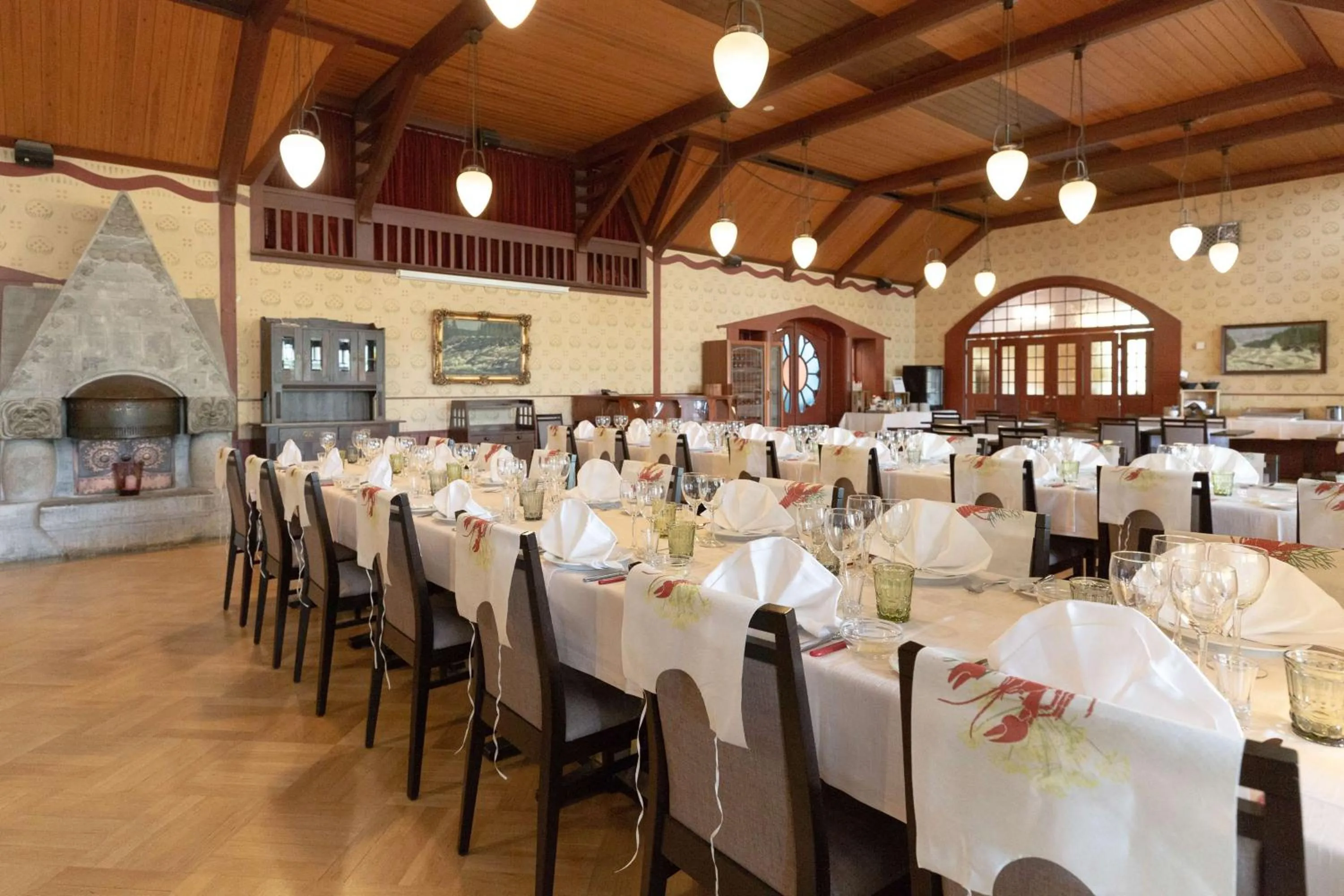 Restaurant/places to eat in Imatran Valtionhotelli