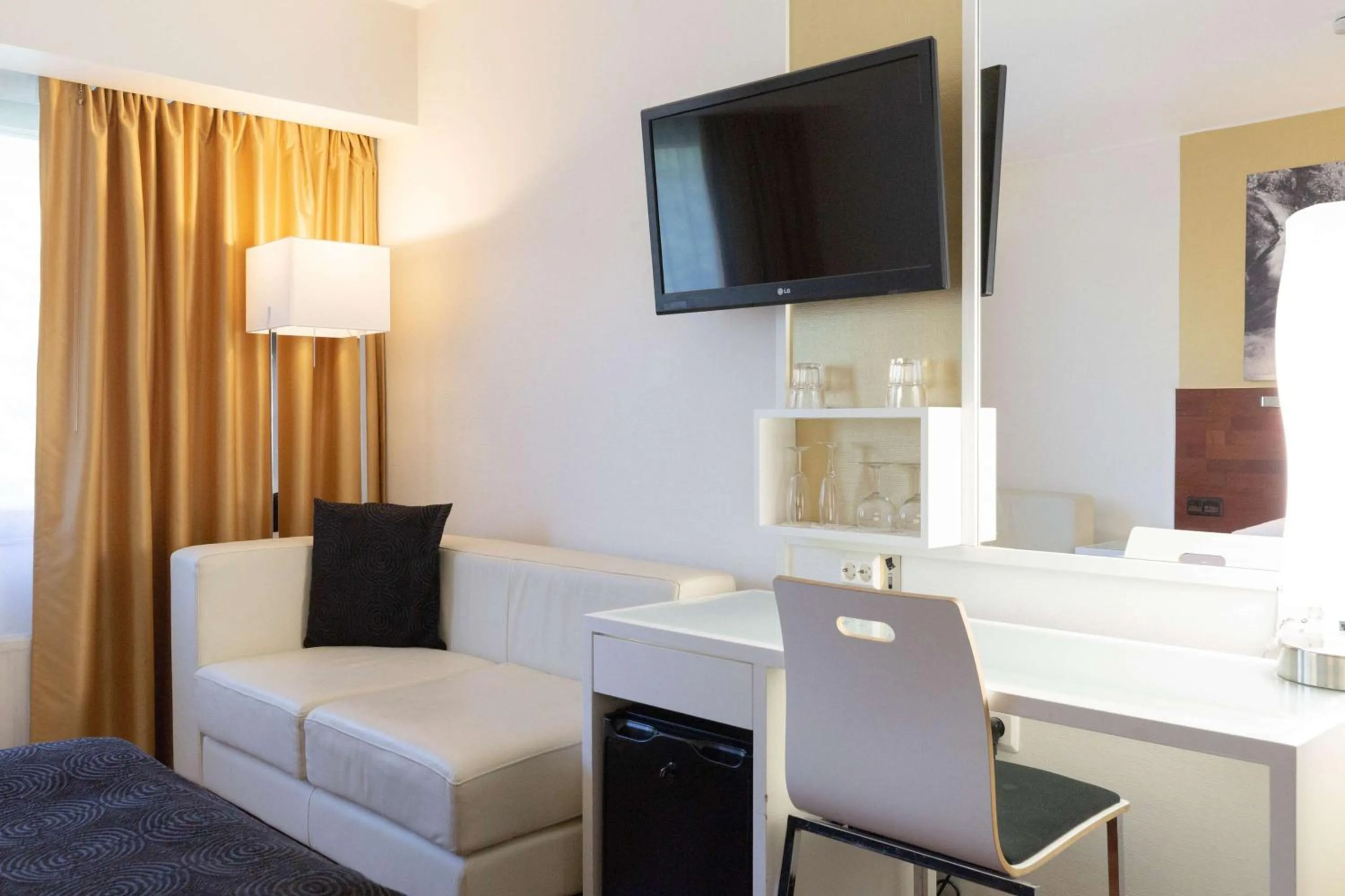 Bedroom in Imatran Valtionhotelli