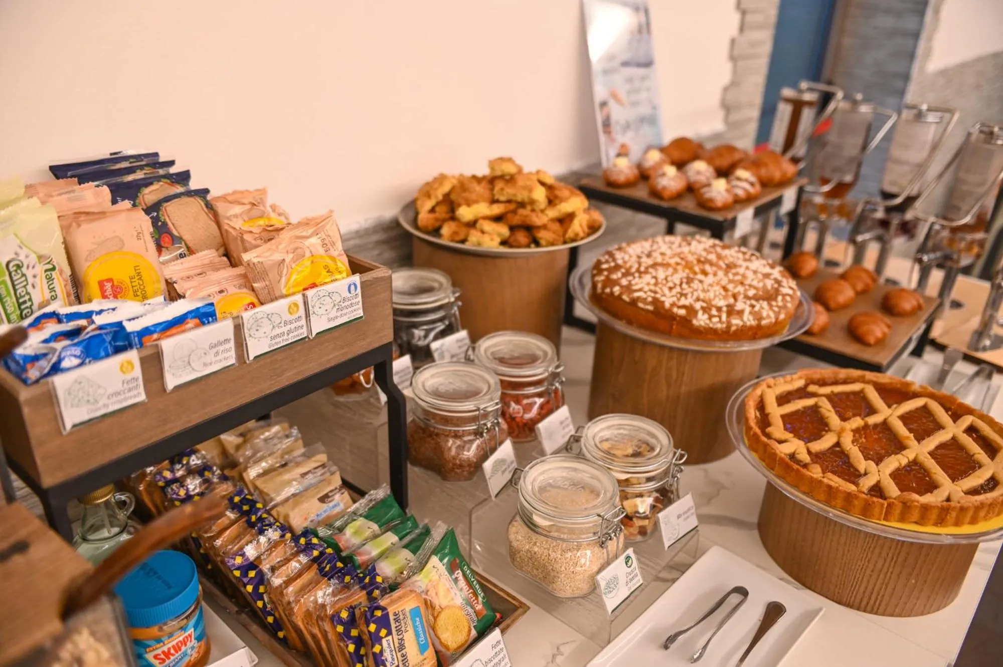 Buffet breakfast in Best Western Hotel Green City