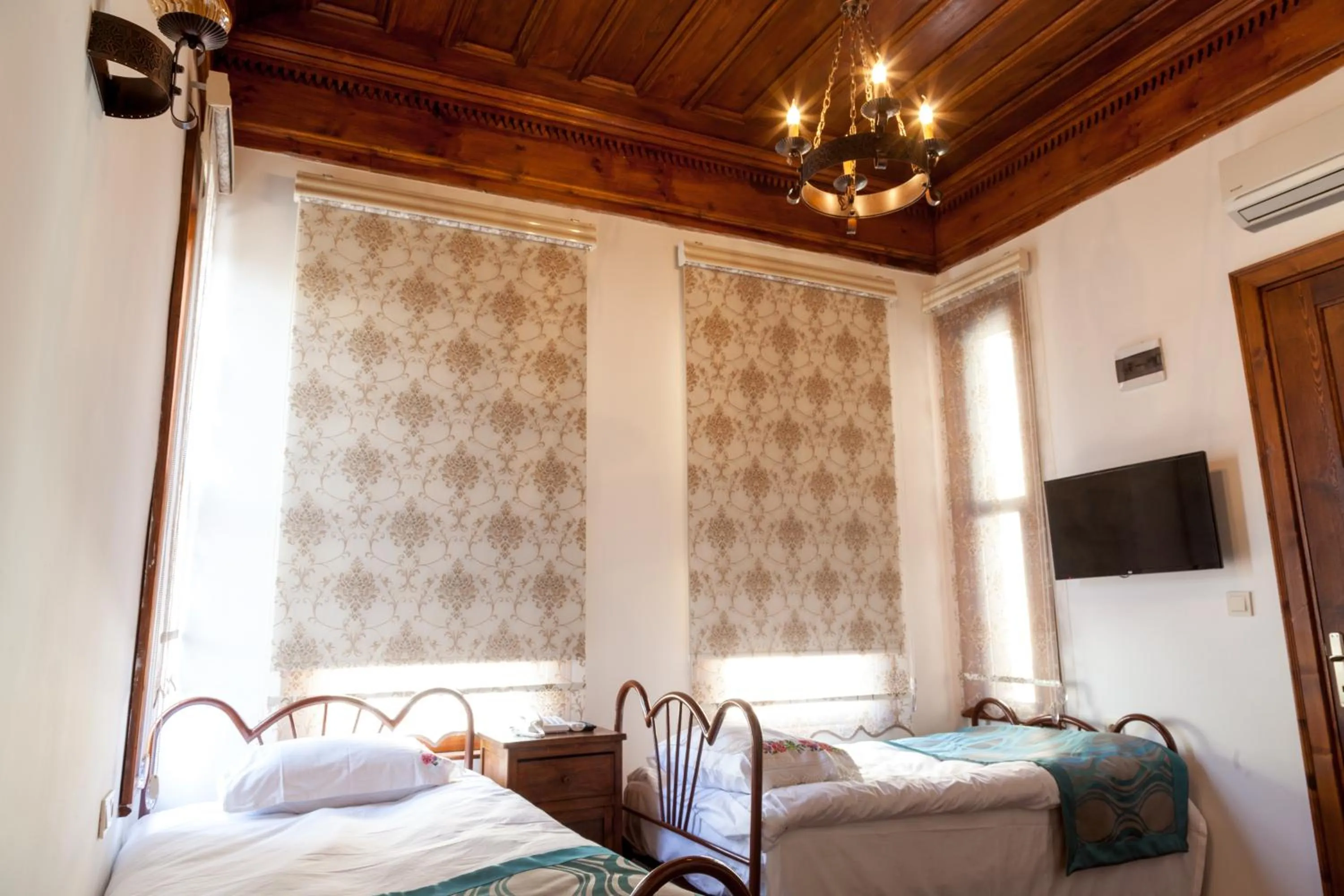 Bed in Lal Hotel Bursa