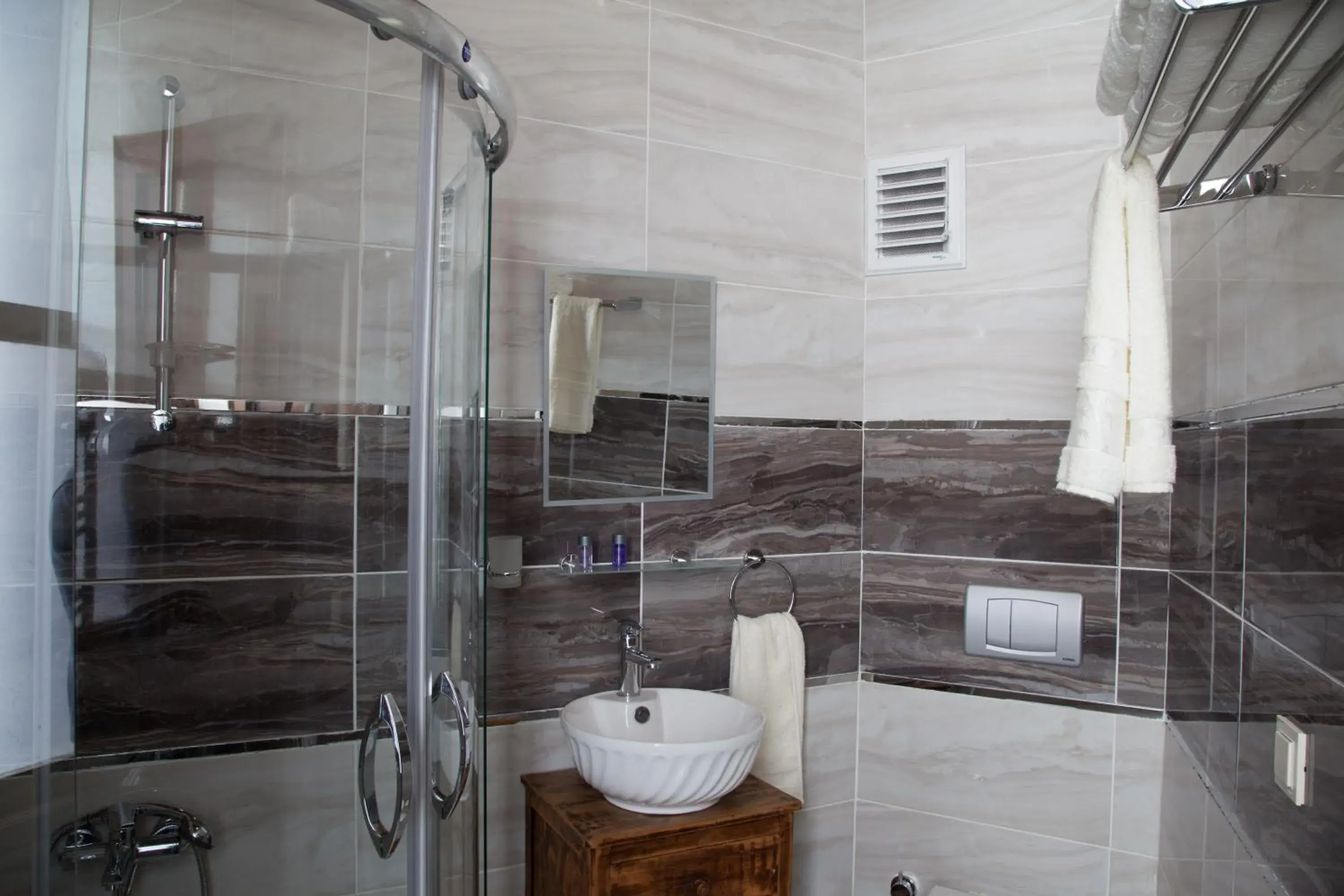 Standard Single Room in Lal Hotel Bursa Standard Single Room in Lal Hotel Bursa