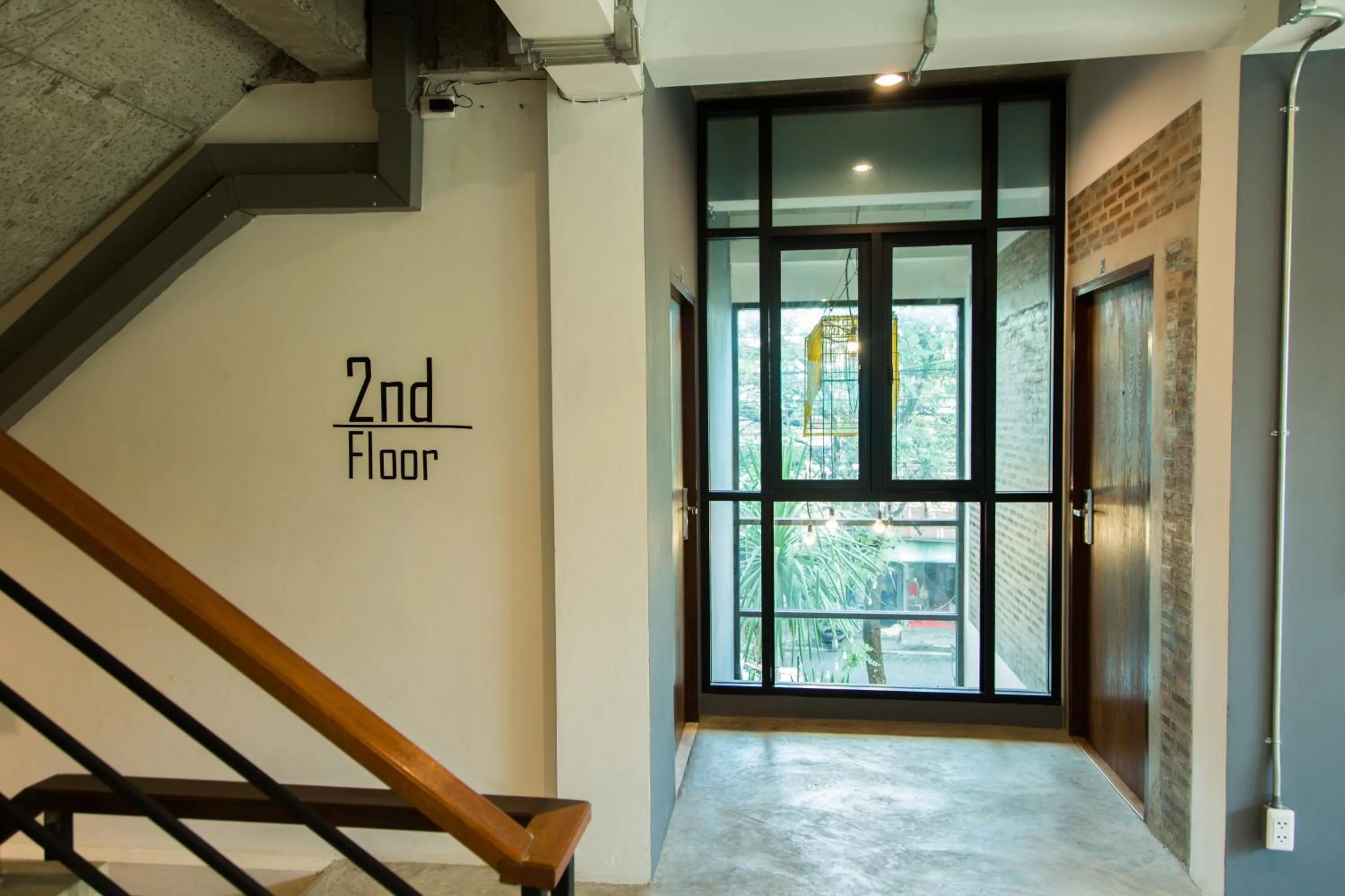 Decorative detail in Give Me 5 Hostel