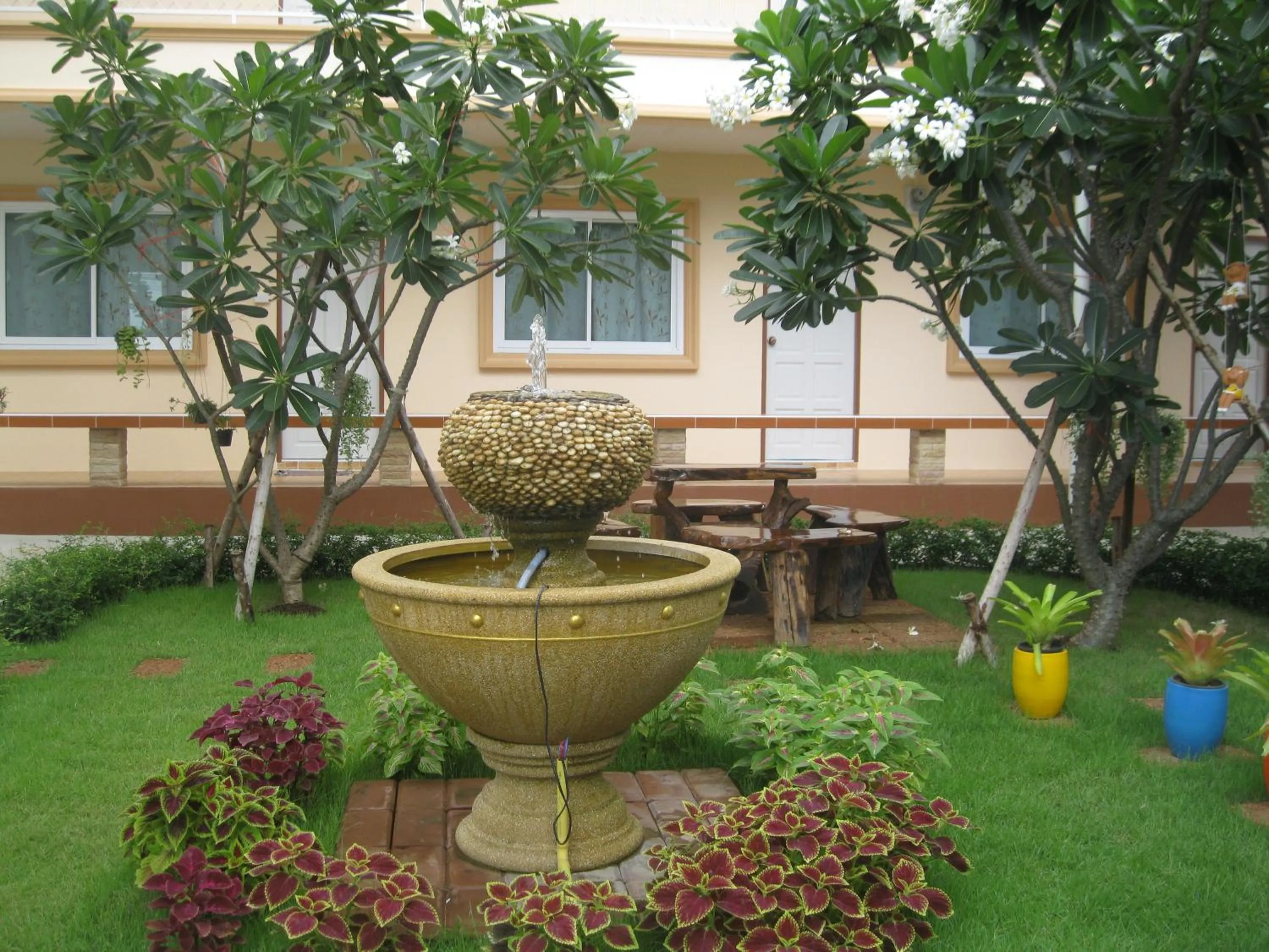 Garden in 2N Guesthouse