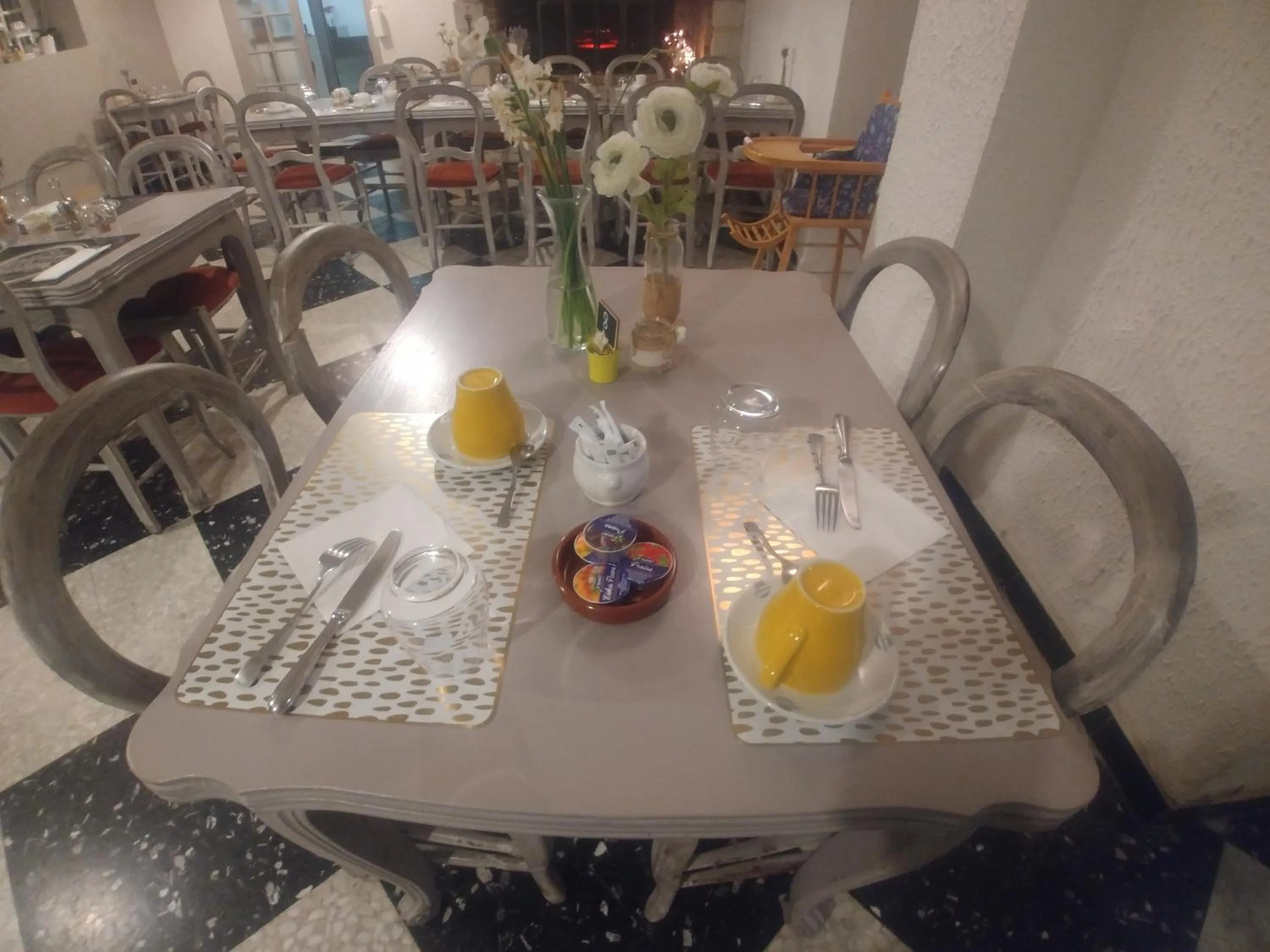 Breakfast in L'Aiguebelle