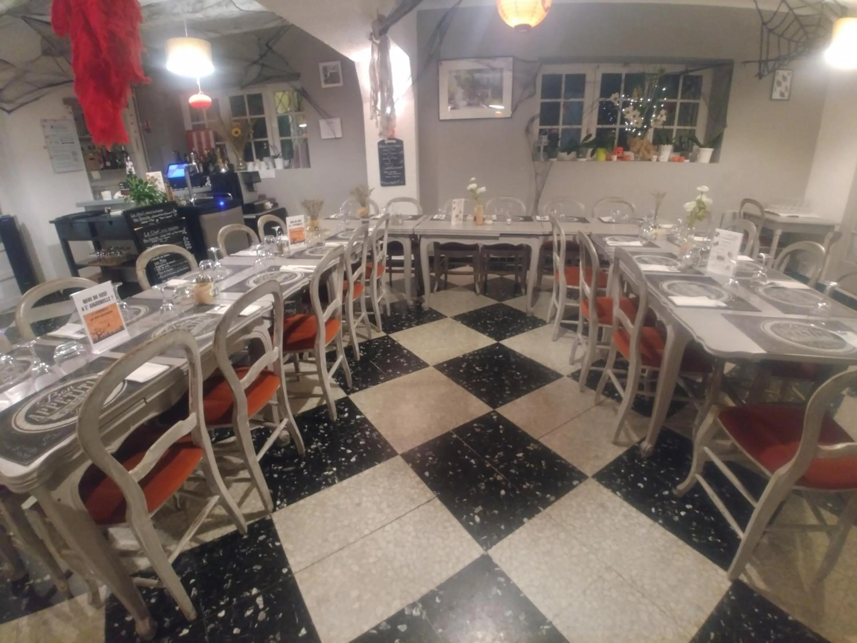 group of guests in L'Aiguebelle