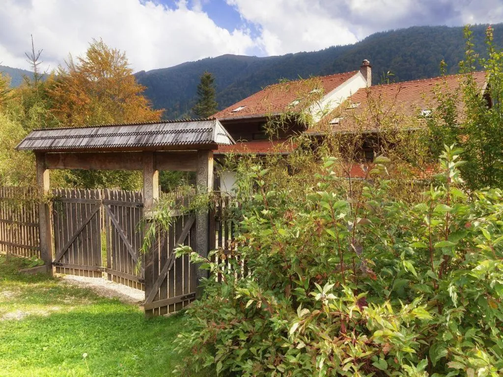 Property building in Casa Ferica