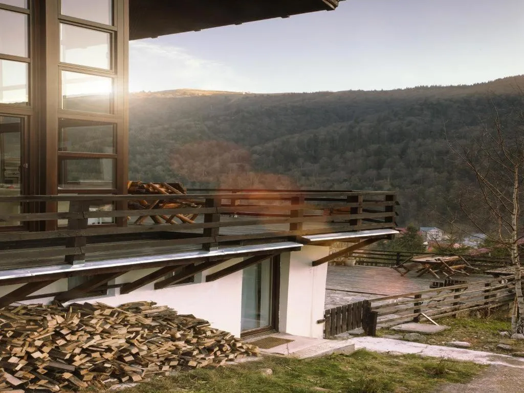 Property building in Casa Ferica