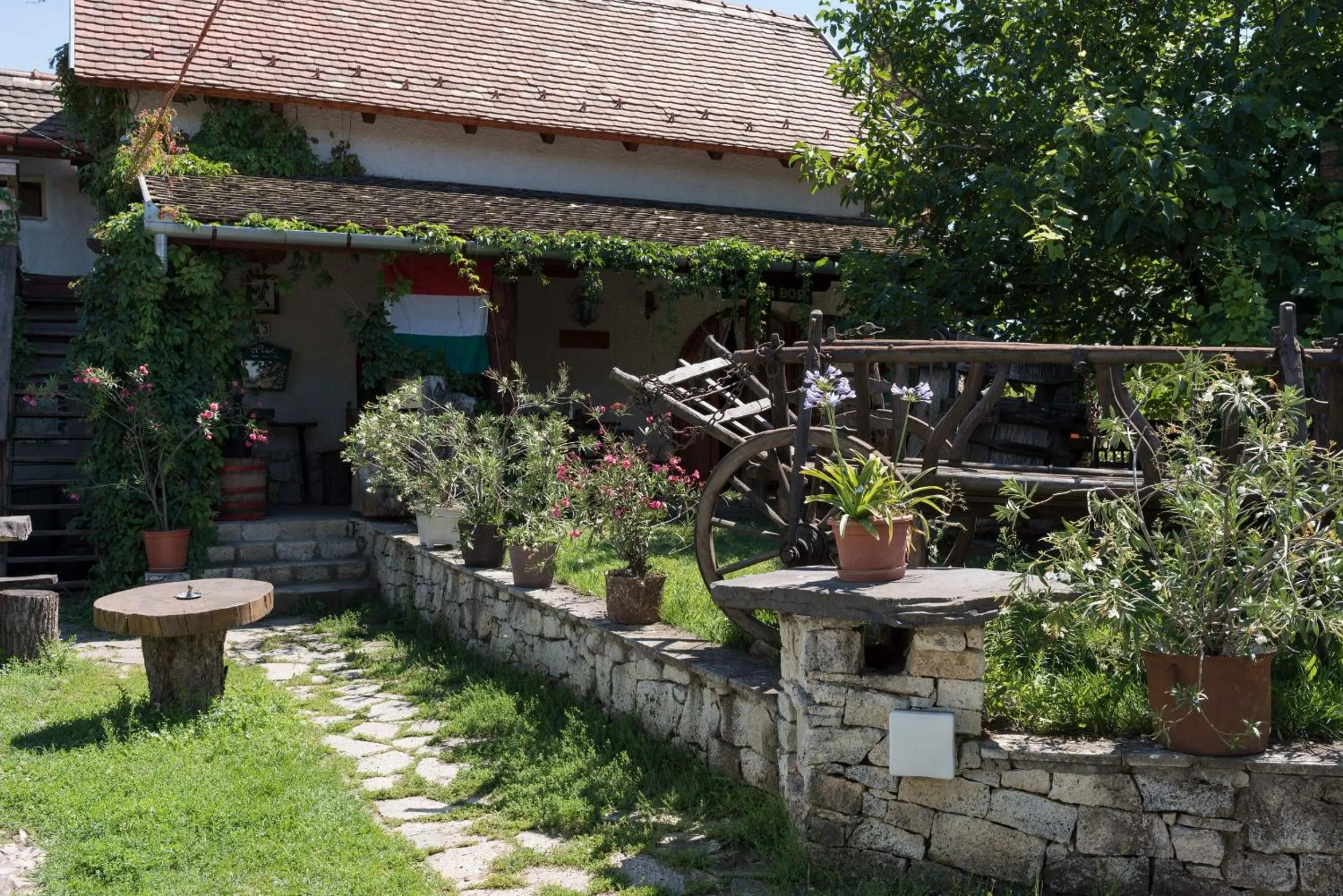 Triple Room with Private Bathroom - single occupancy in Pataky Borporta