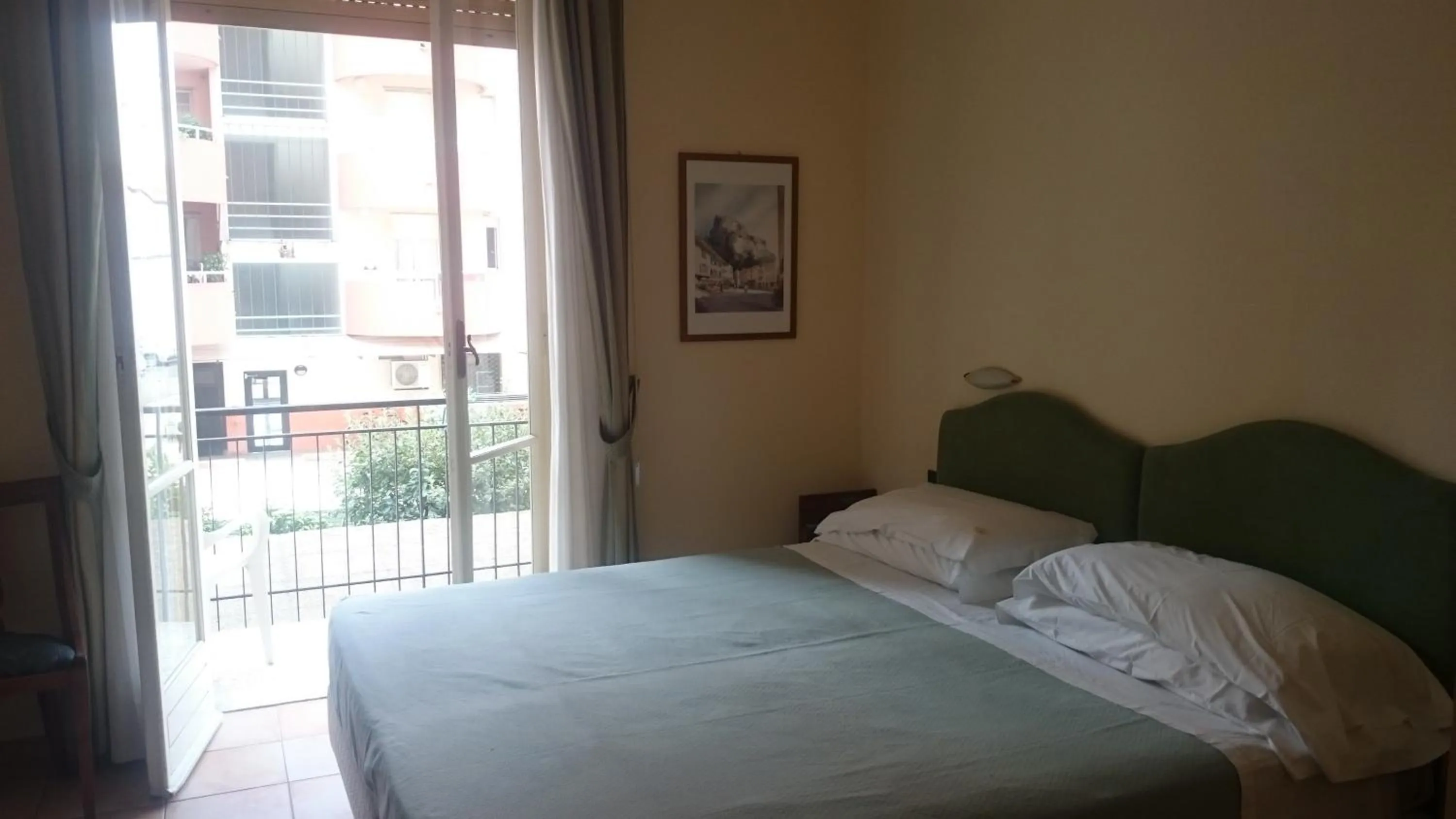 Bedroom, Bed in Hotel Pescetto
