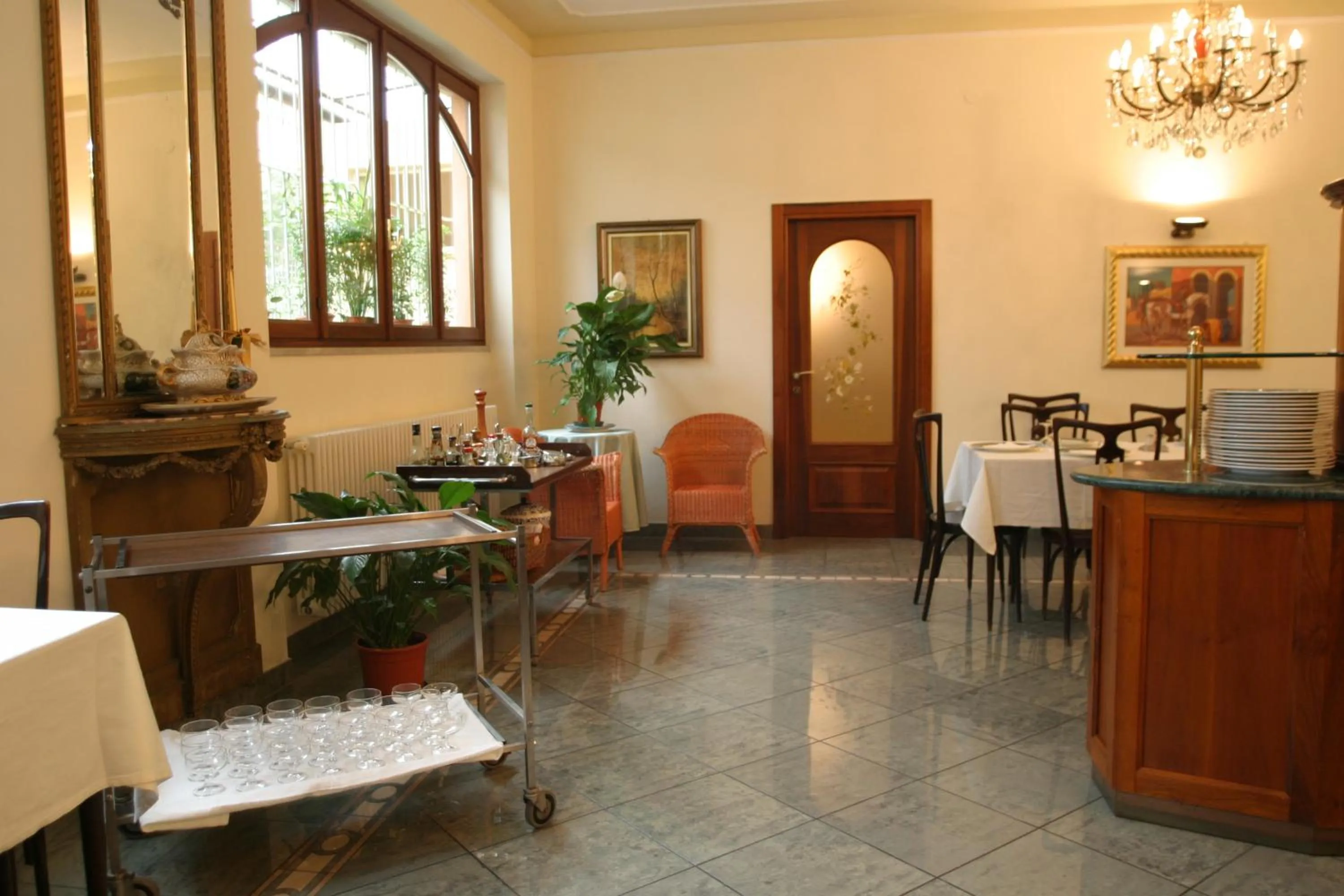 Lounge or bar in Hotel Pescetto