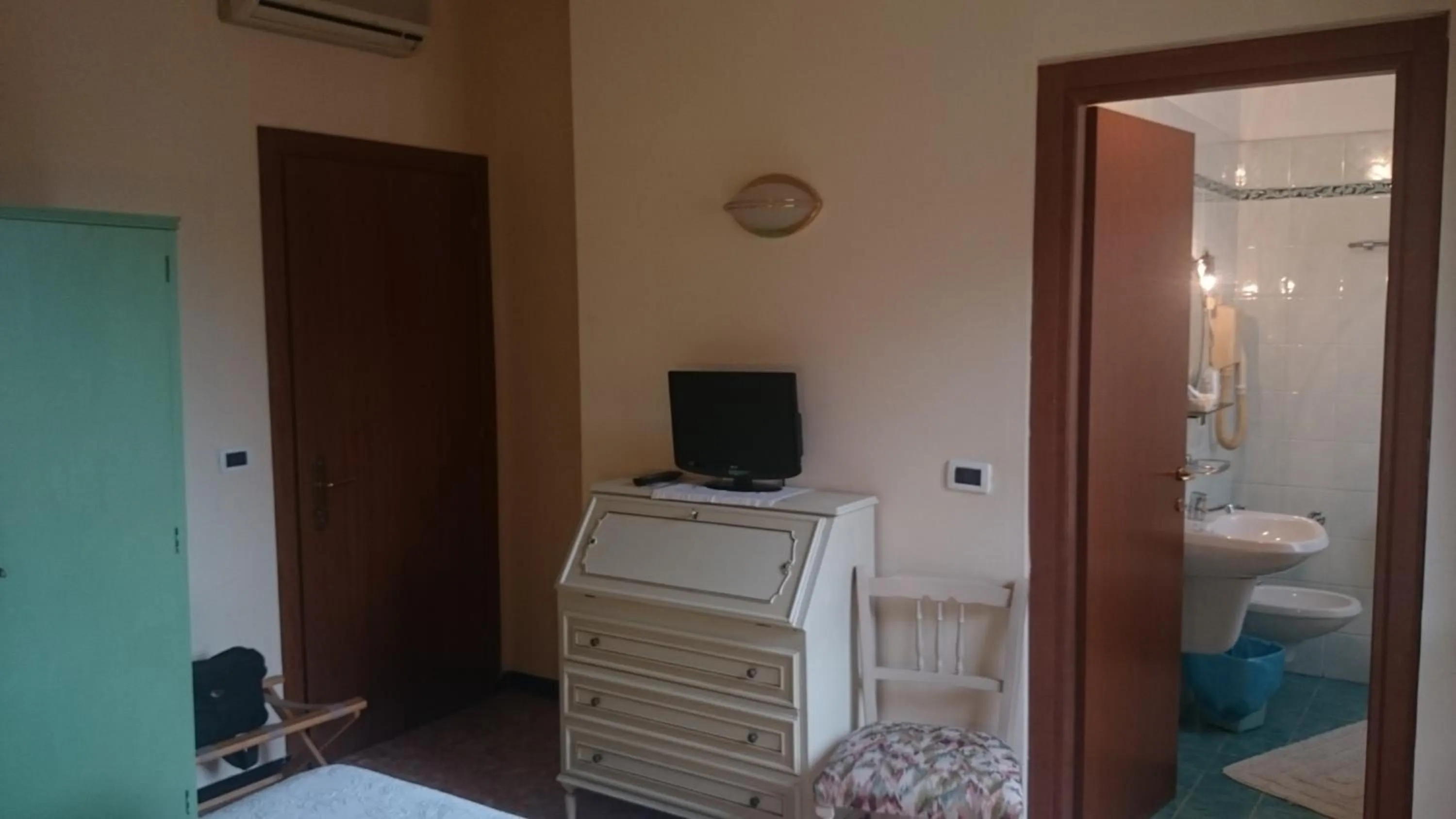 Bedroom in Hotel Pescetto