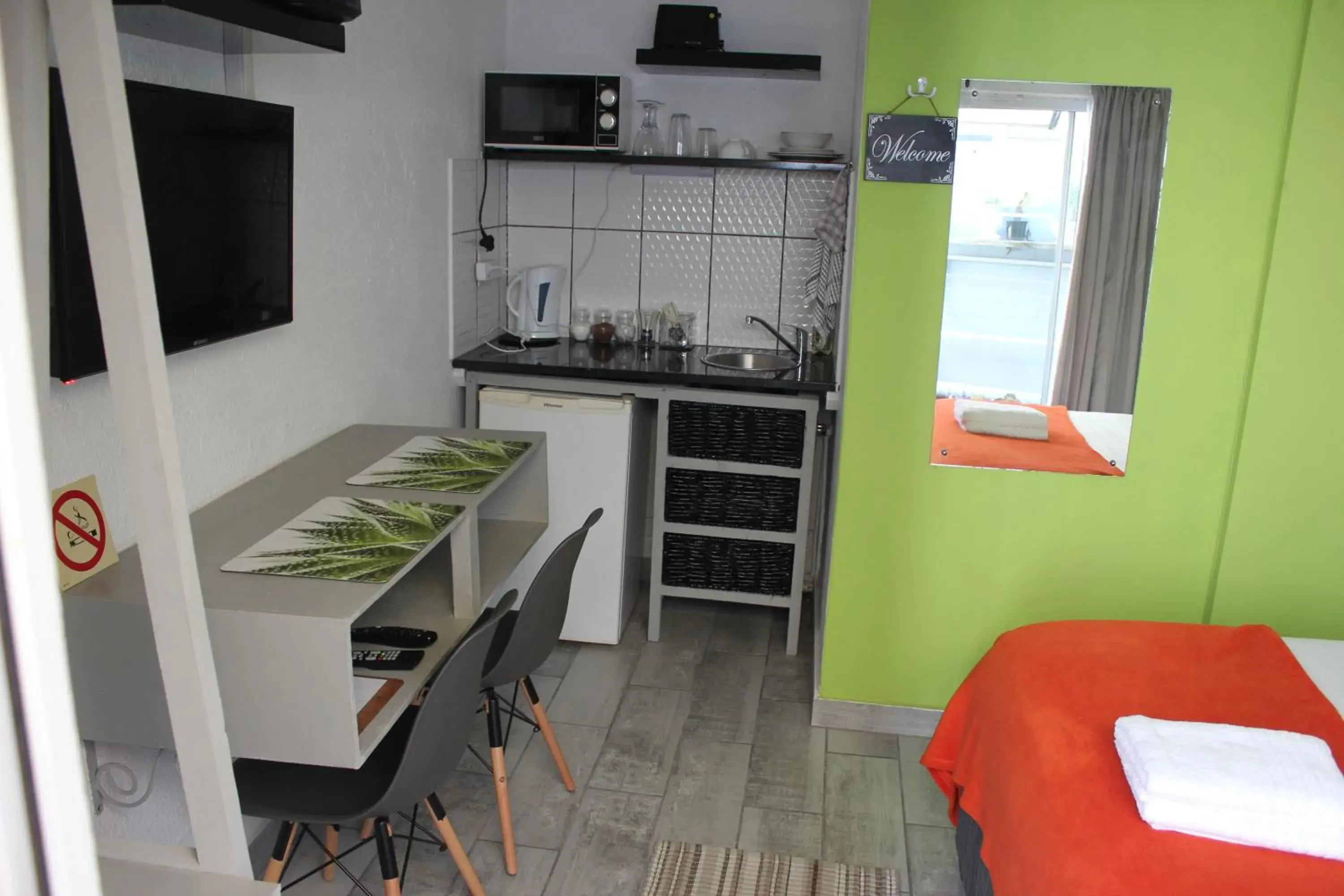 Double or Twin Room with Shower in 25 on Fitzpatrick Double or Twin Room with Shower in 25 on Fitzpatrick
