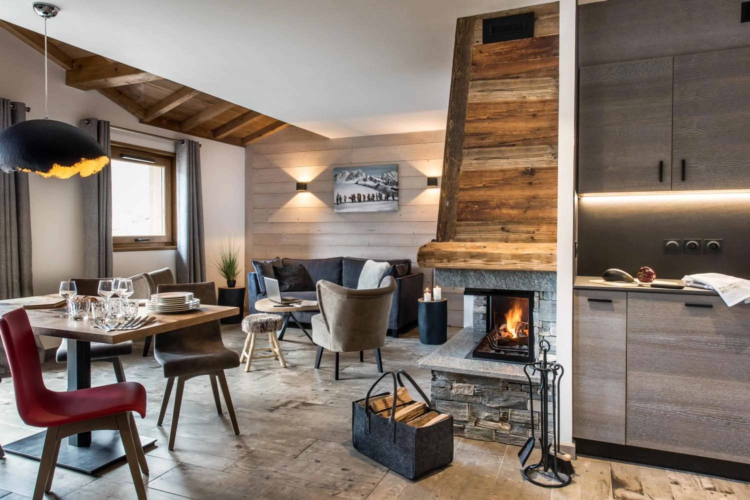 Kitchen or kitchenette in Chalet Skadi - Village Montana
