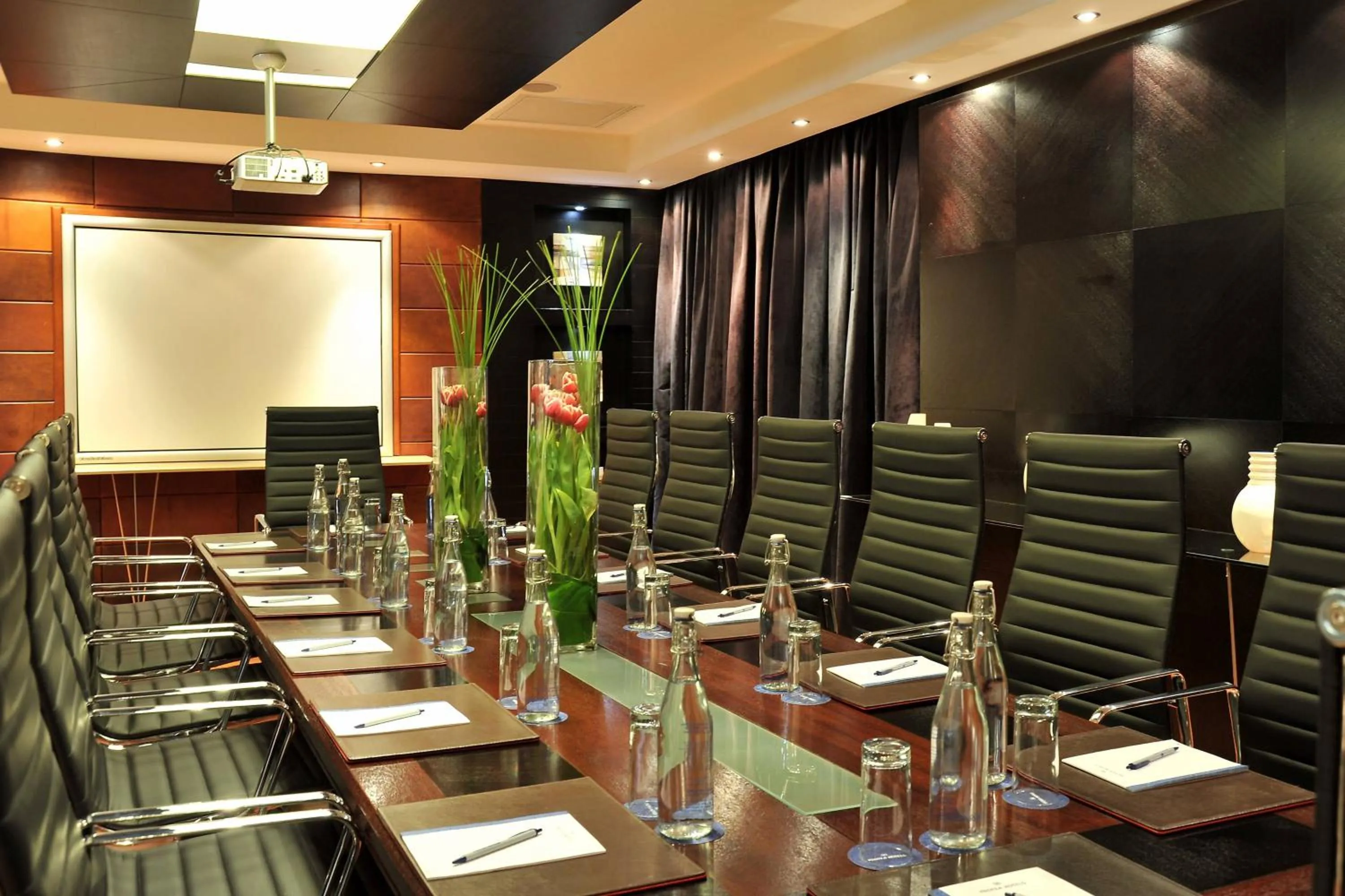 Meeting/conference room in Protea Hotel by Marriott Midrand