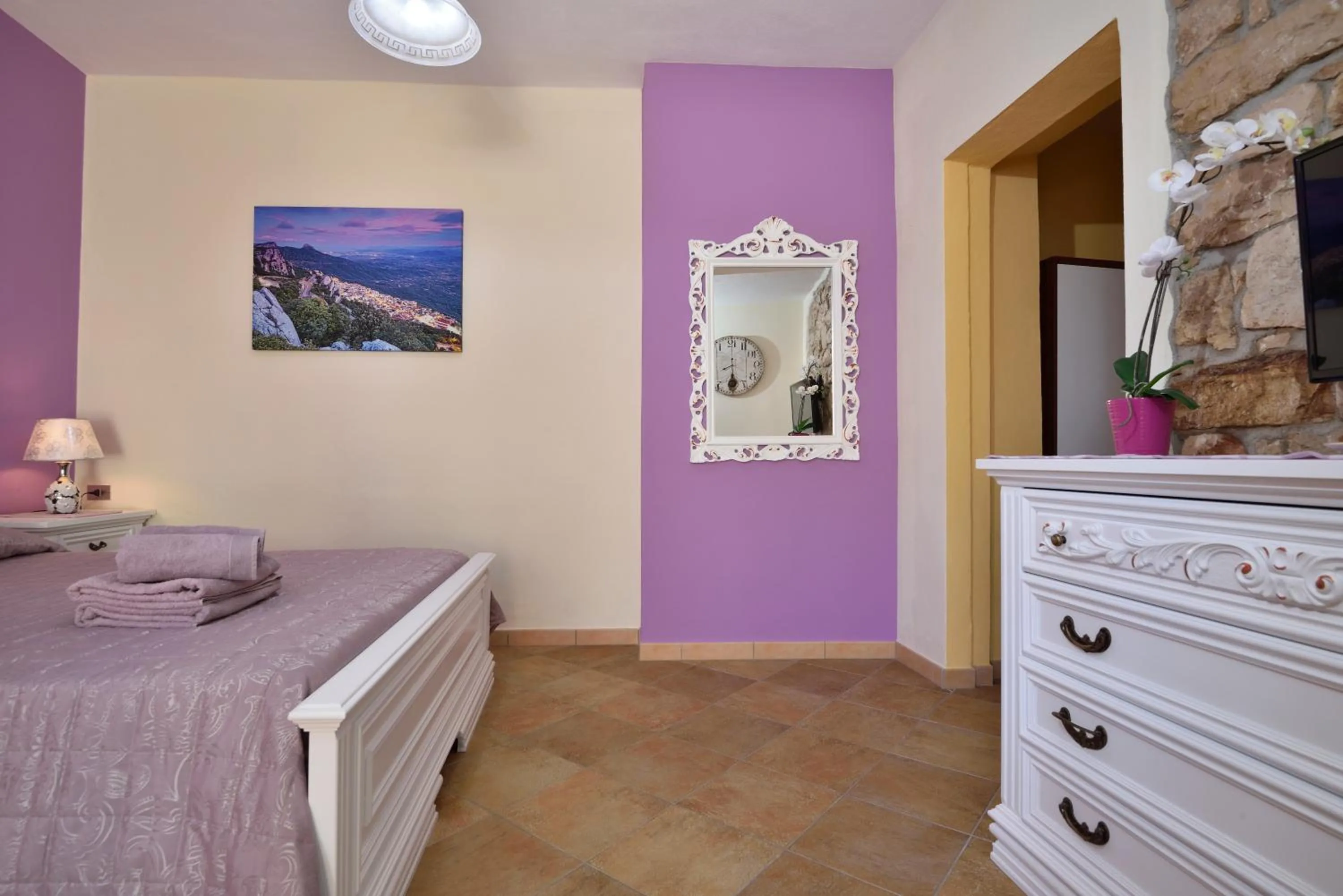 Bed in B&B Issicoro