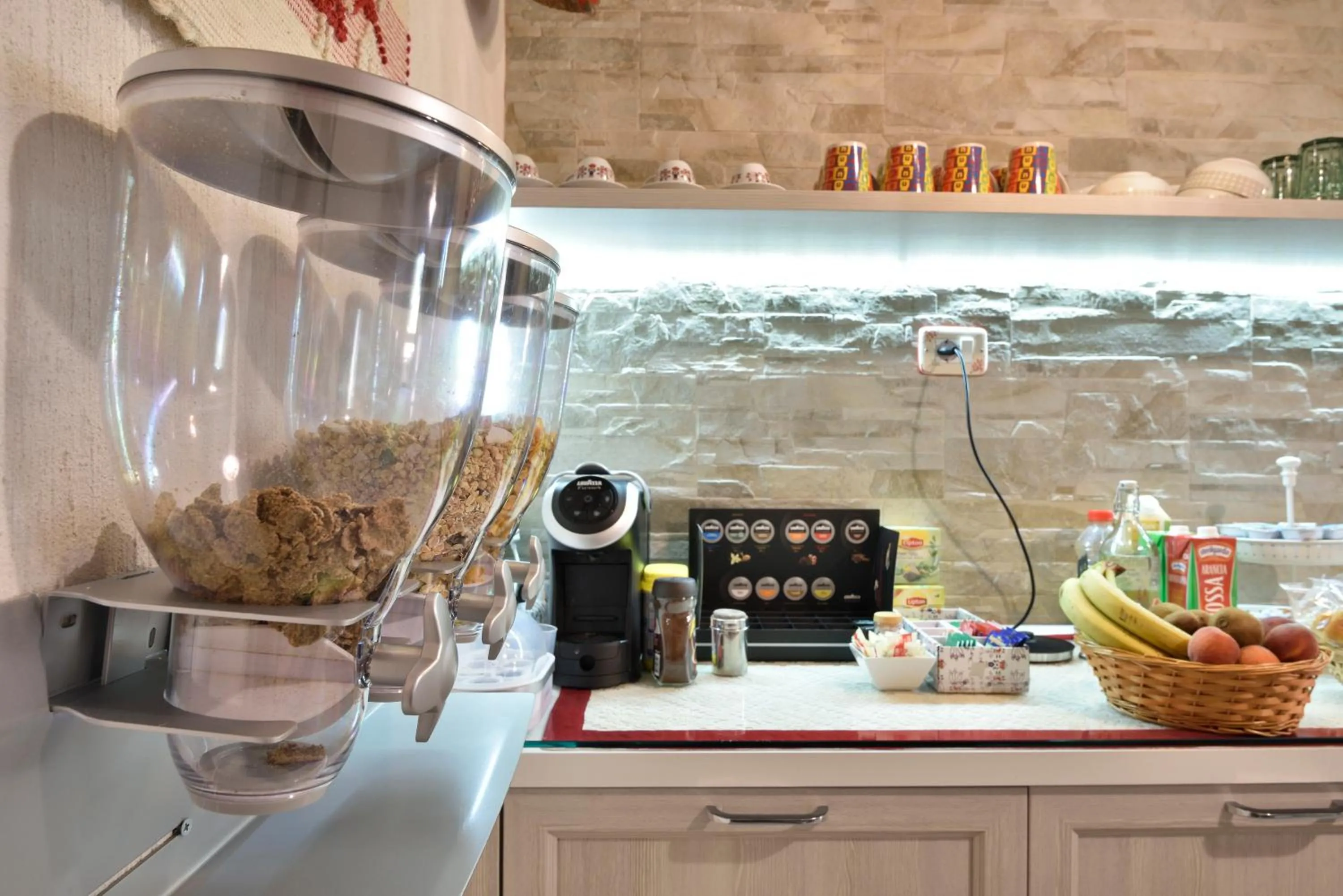 Buffet breakfast in B&B Issicoro