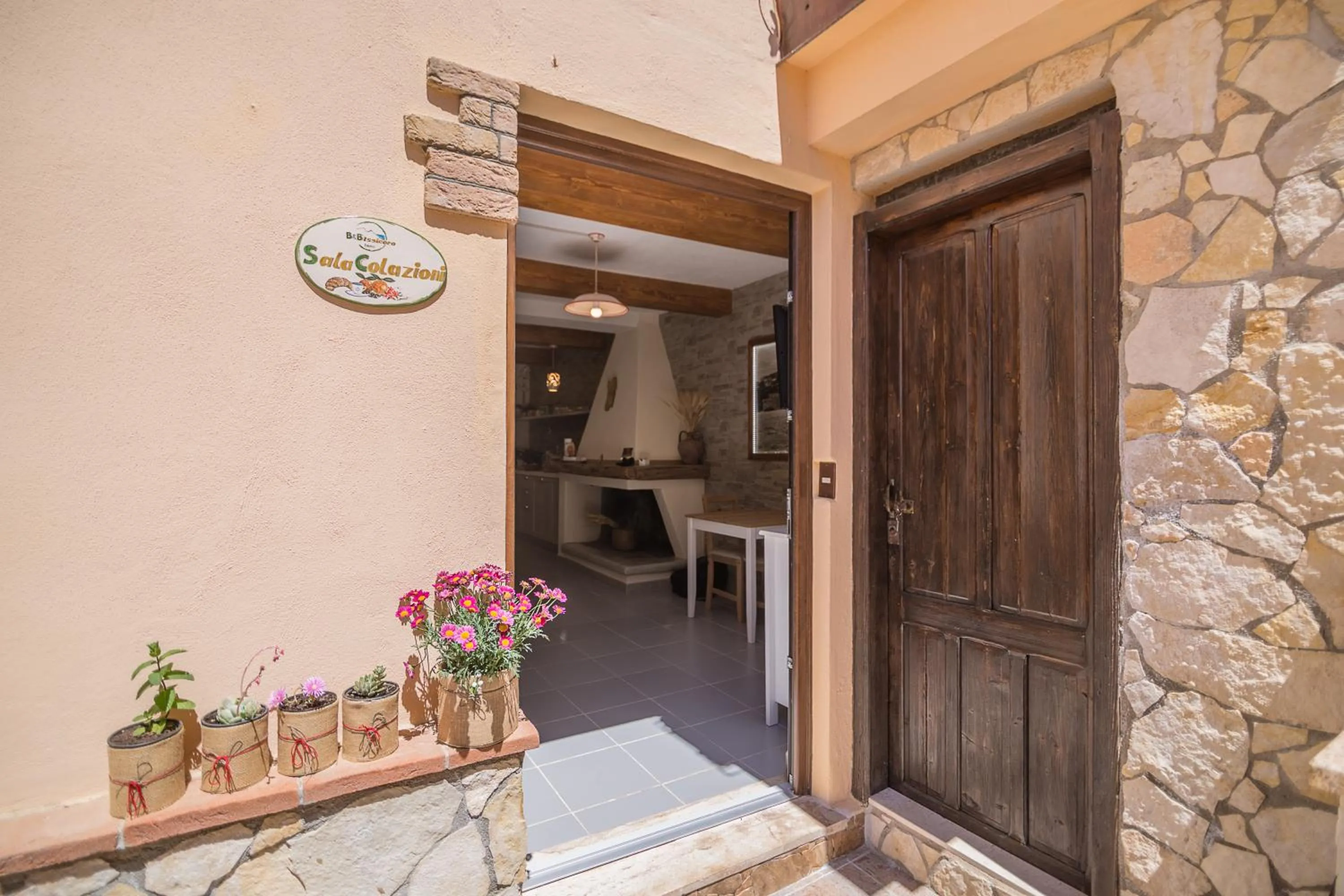 Communal lounge/ TV room in B&B Issicoro