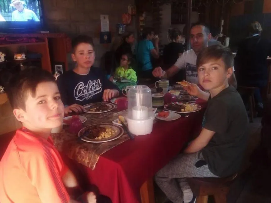 Coffee/tea facilities in Pensión y Cabinas Colibrí B&B Costa Rica