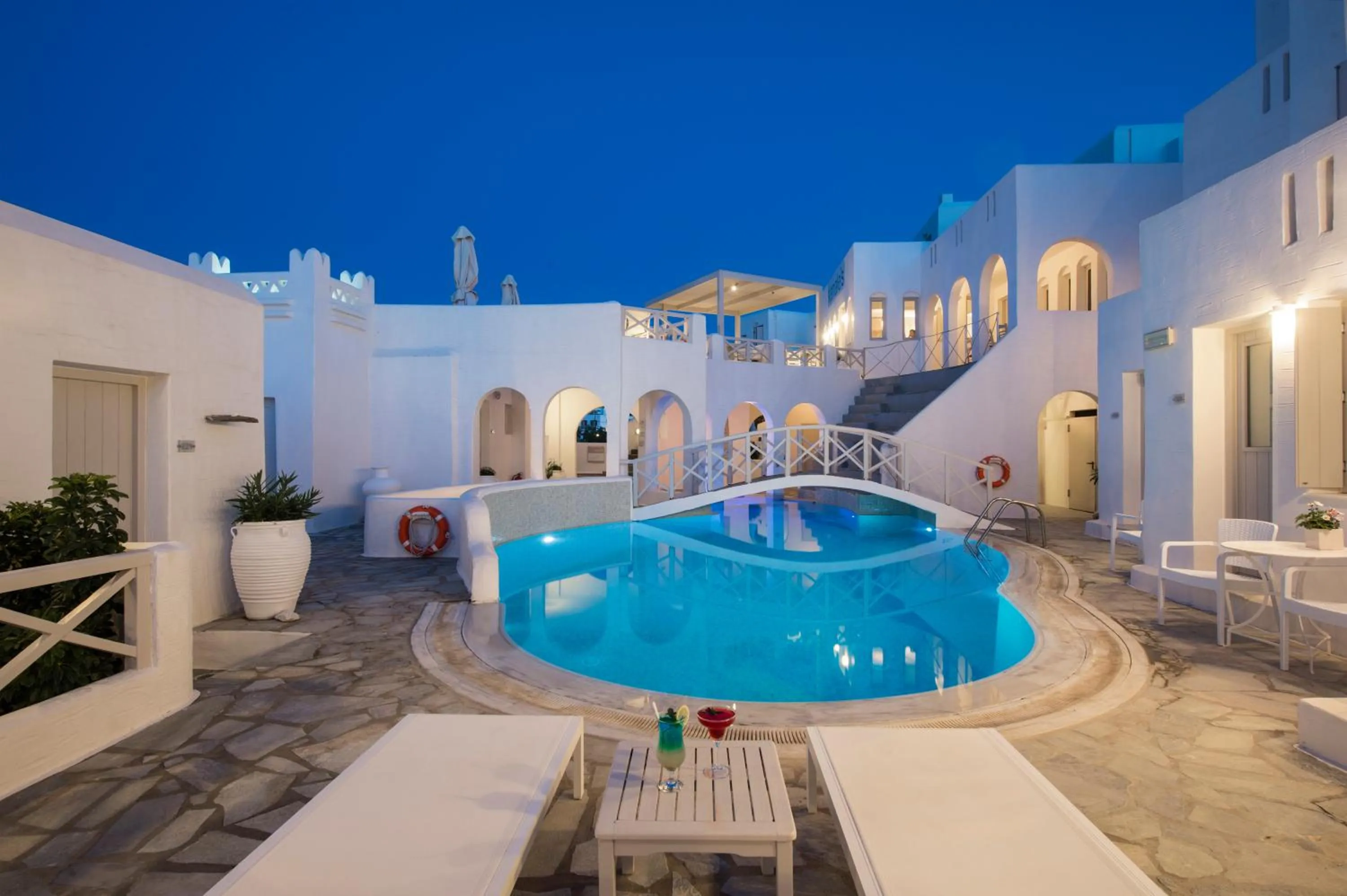 Property building in Kanale's Rooms & Suites