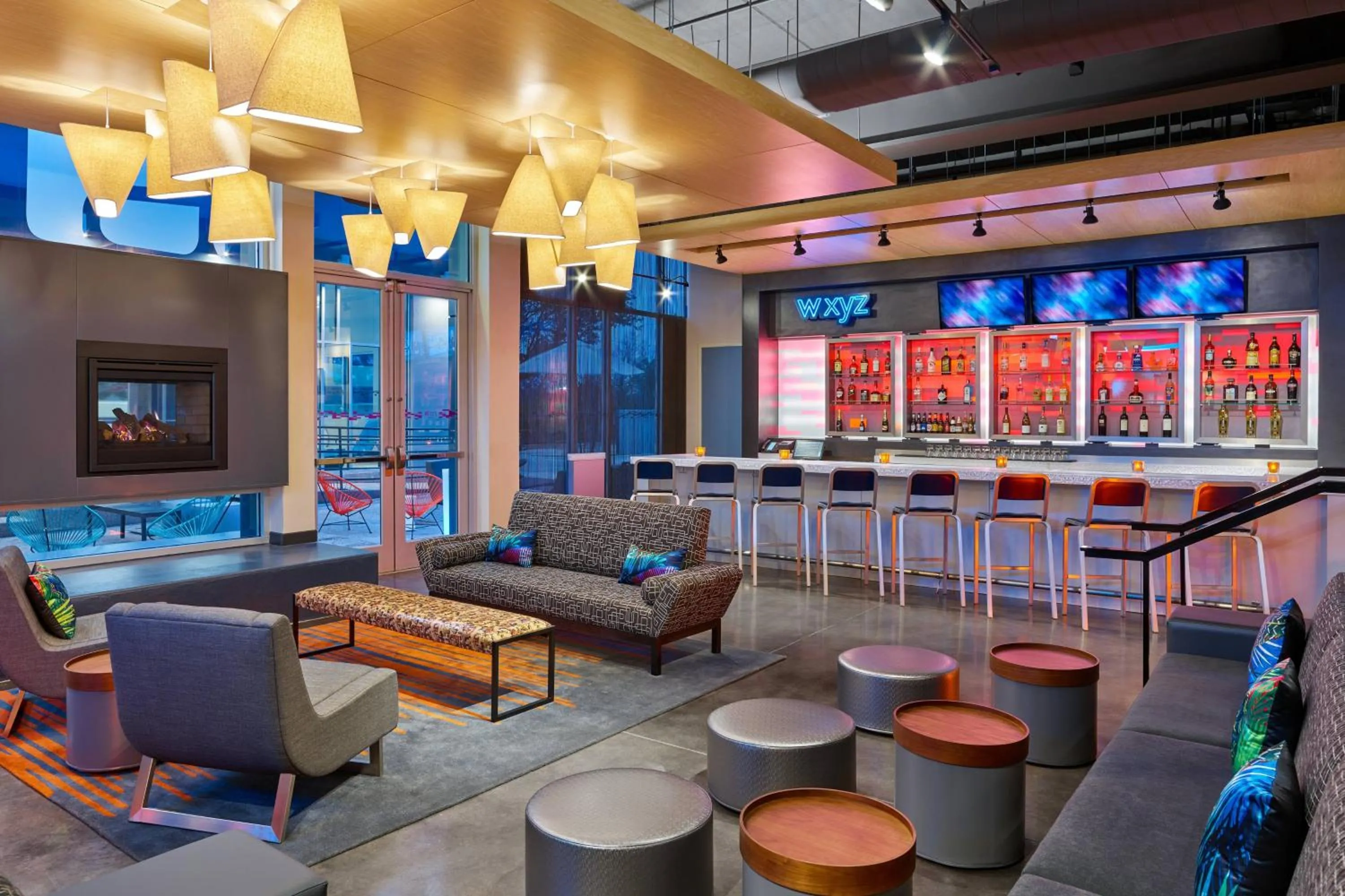 Restaurant/places to eat in Aloft Austin Northwest
