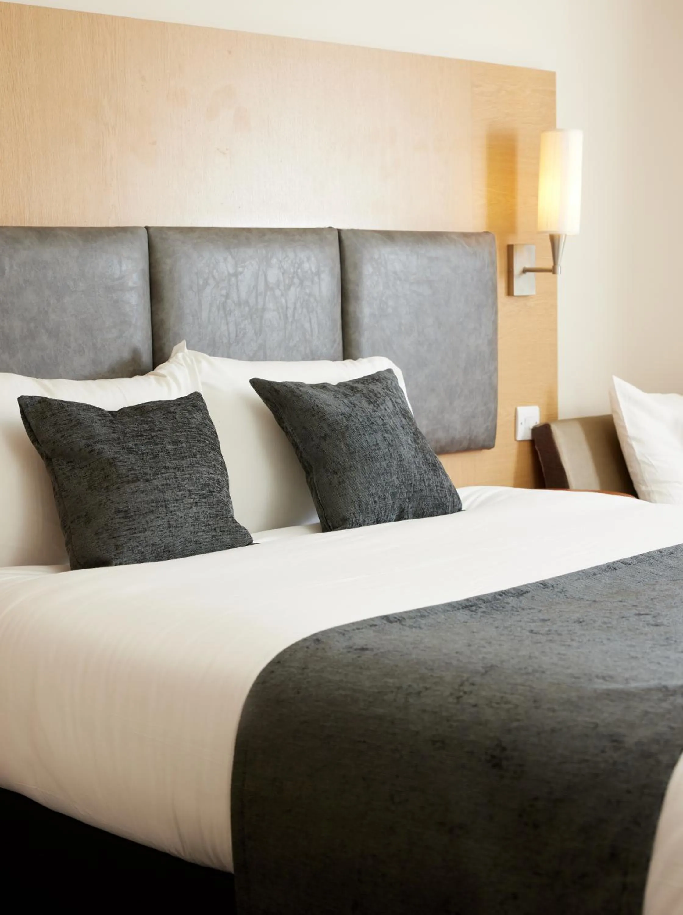 Bed in The Quays by Greene King Inns