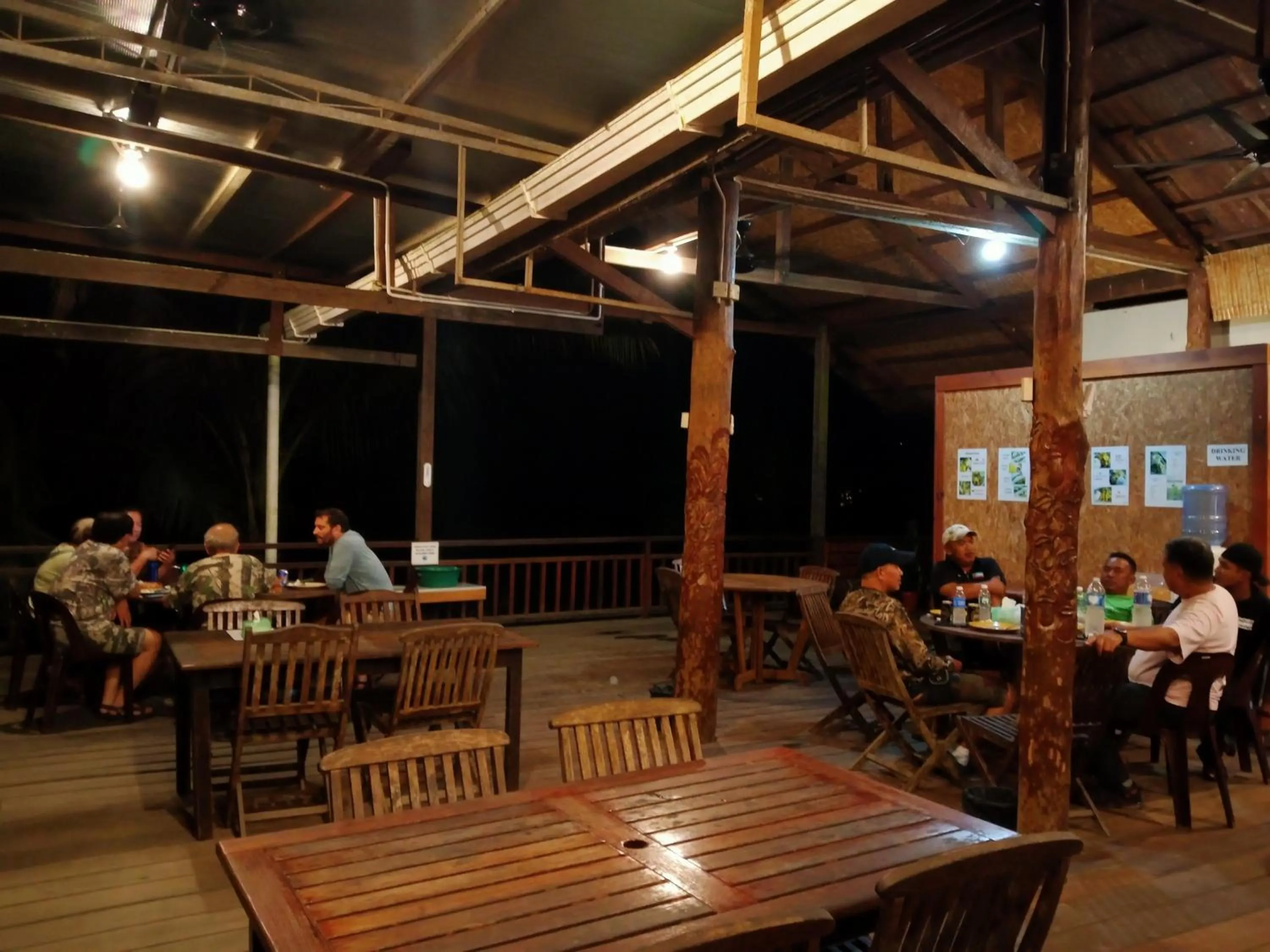 Restaurant/places to eat in Sepilok B&B