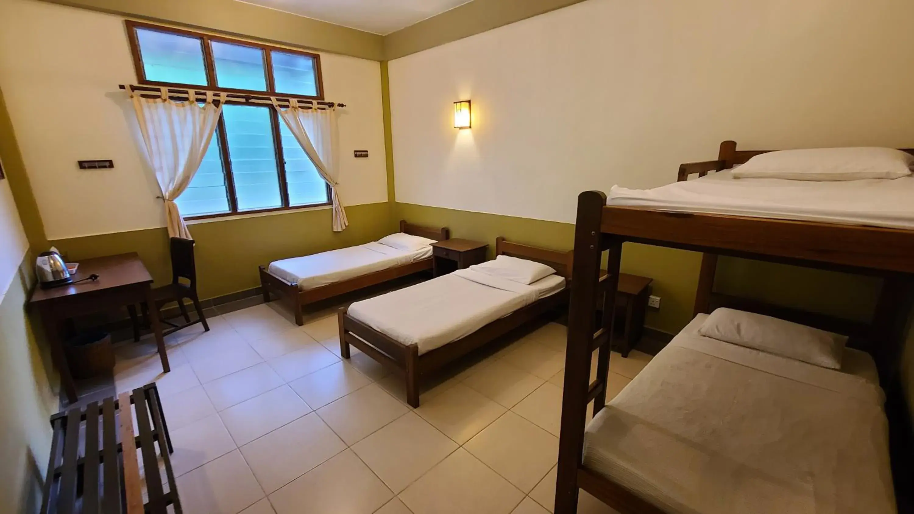 Twin Room in Sepilok B&B Twin Room in Sepilok B&B