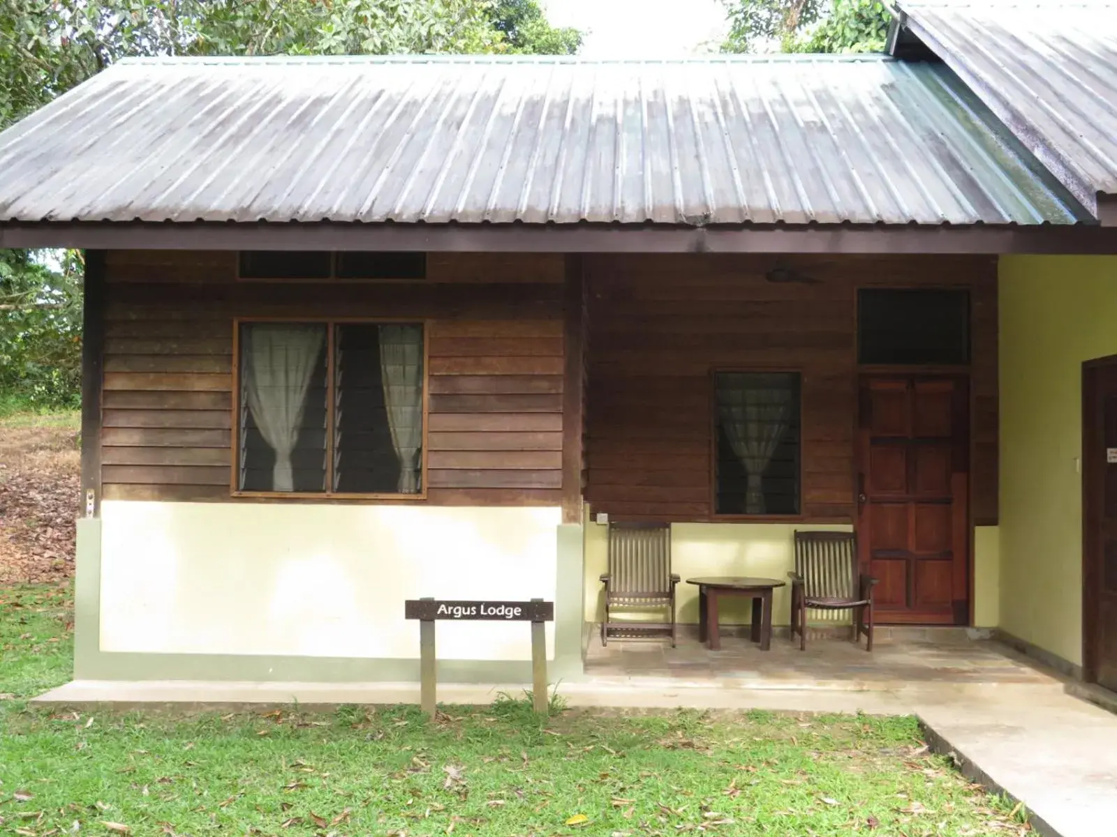 Superior Queen Room in Sepilok B&B Superior Queen Room in Sepilok B&B