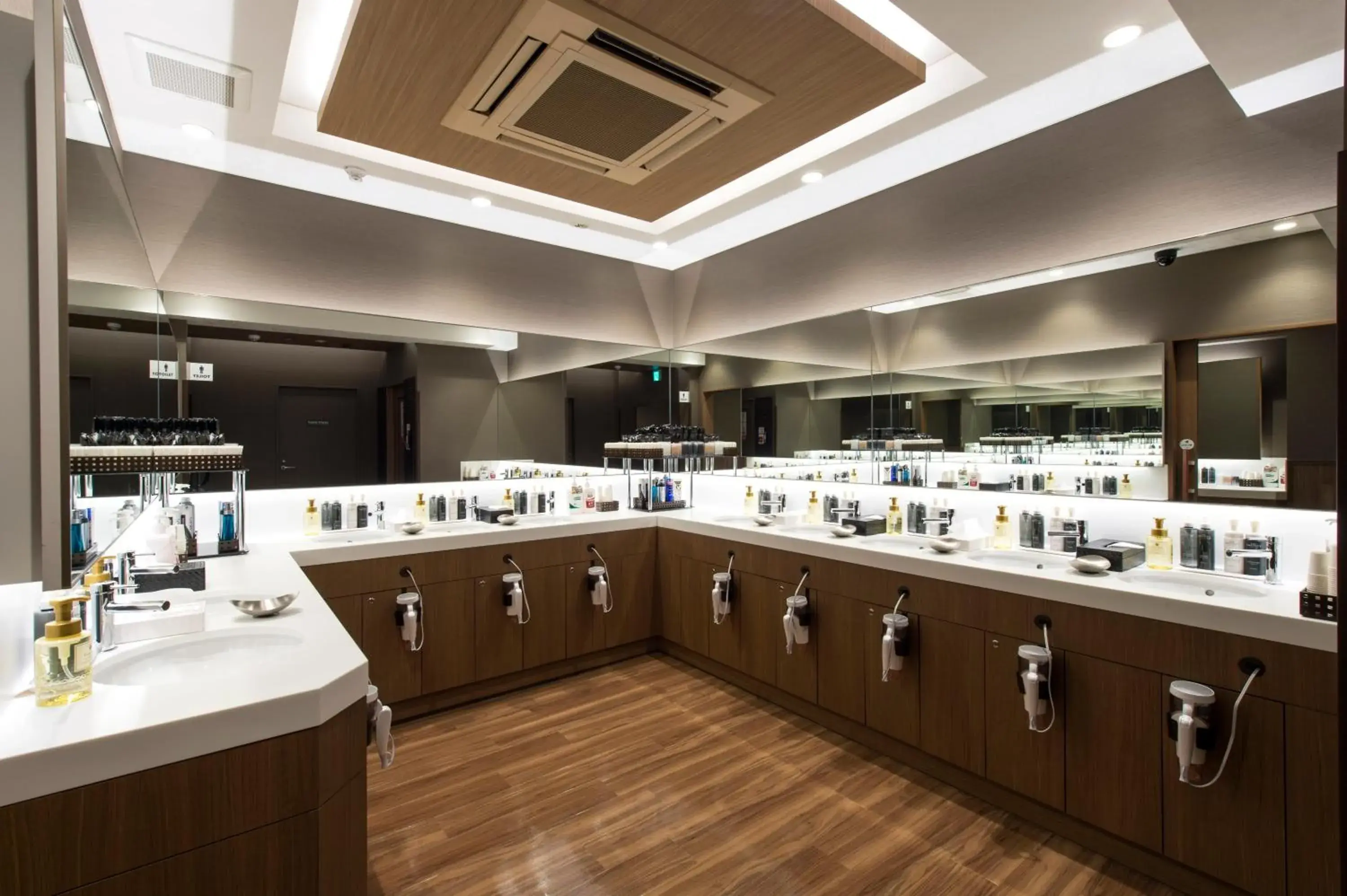 Spa and wellness centre/facilities in Anshin Oyado Ogikubo near Shinjuku Spa and wellness centre/facilities in Anshin Oyado Ogikubo near Shinjuku