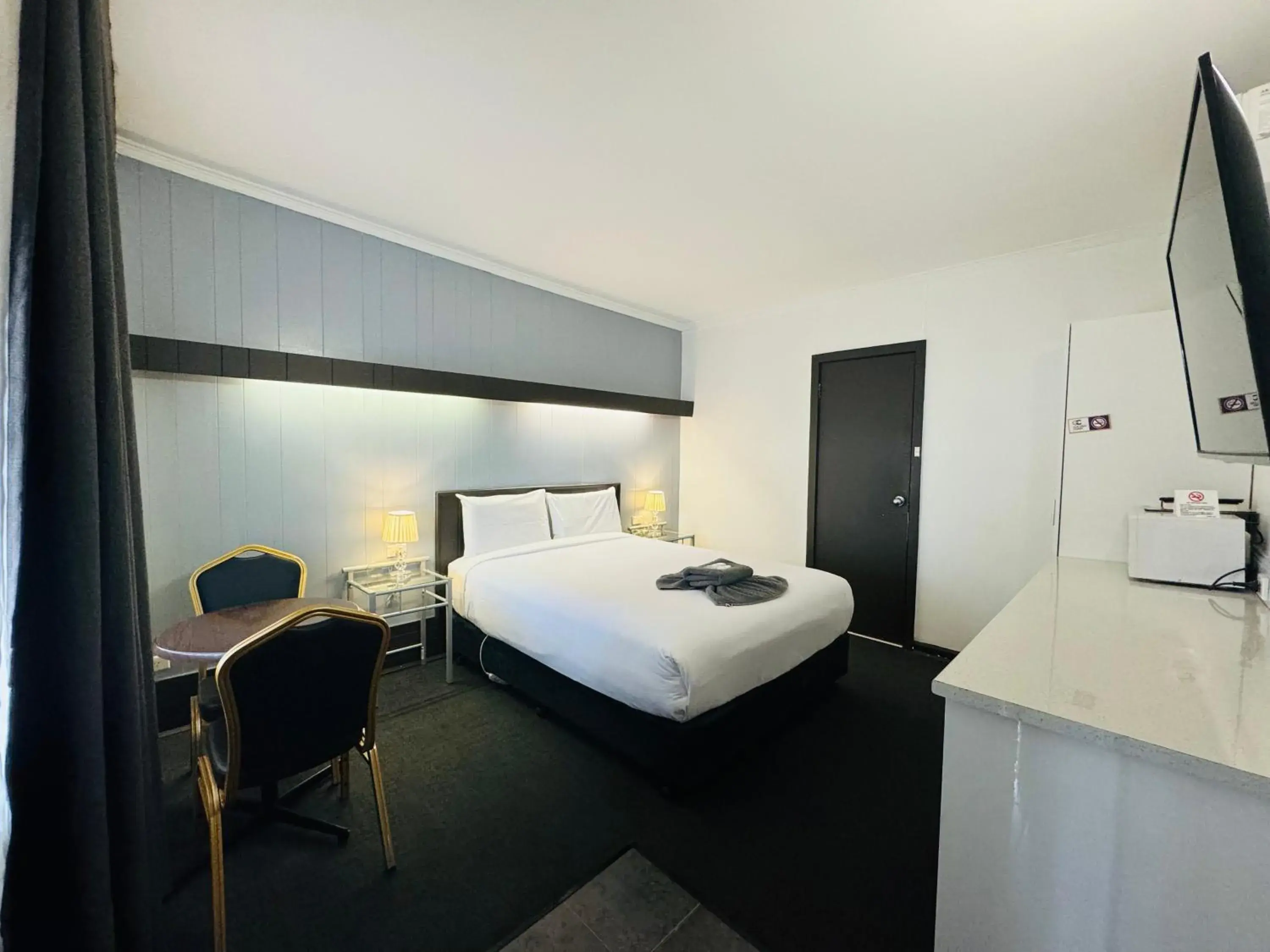 Double Room in Motel St Arnaud Double Room in Motel St Arnaud