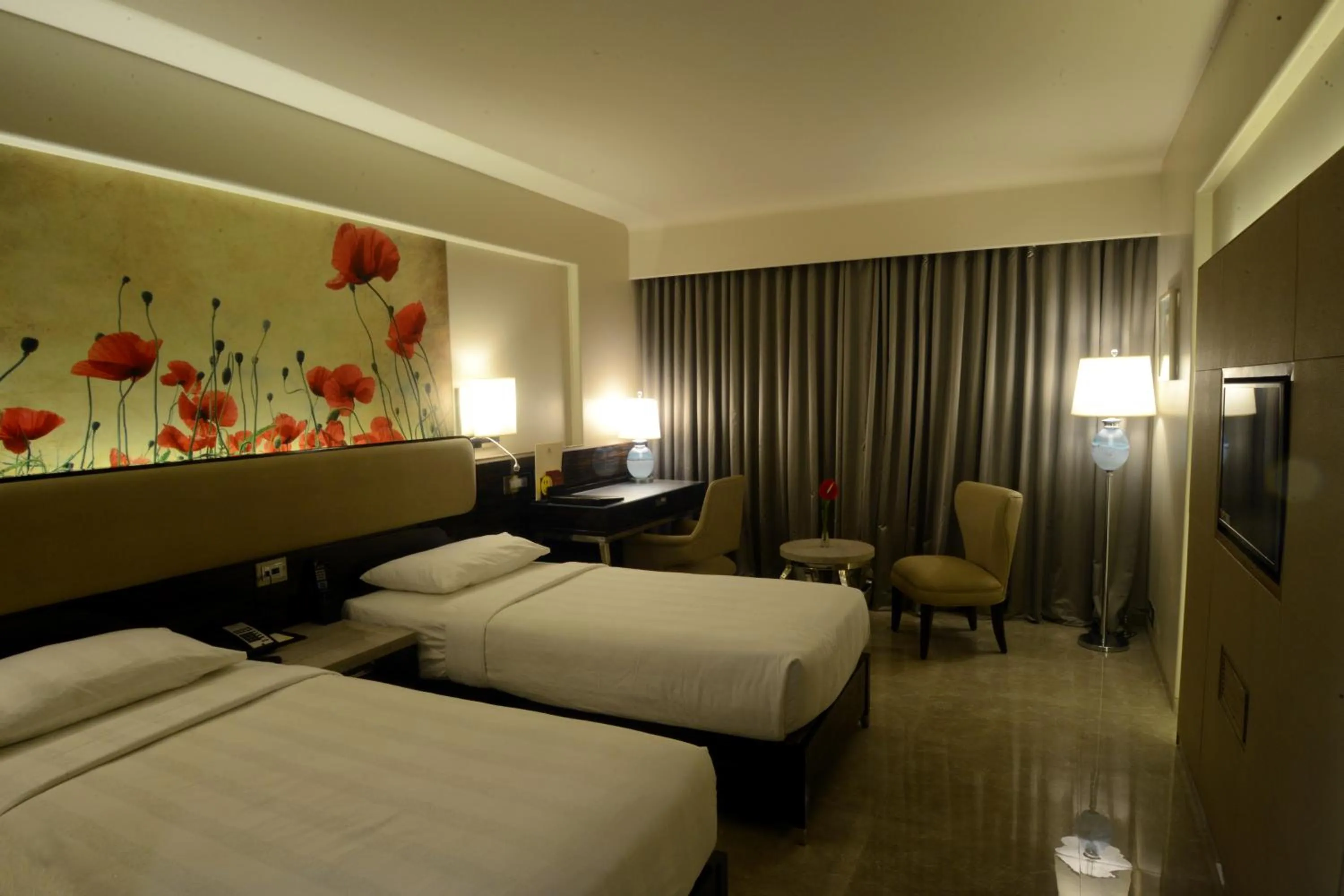 TV and multimedia, Bed in Sai Palace Grand, Malad