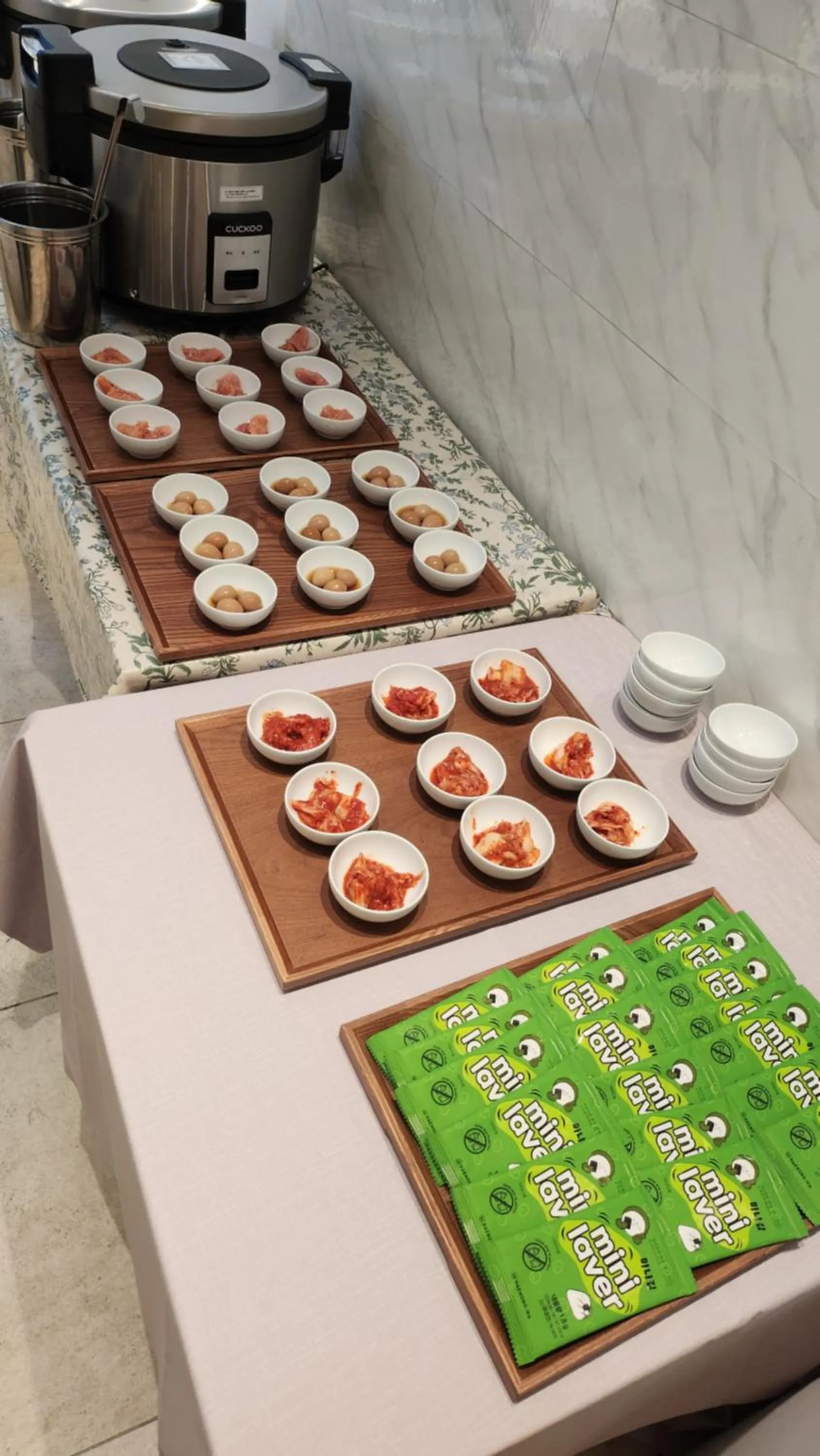 Breakfast in Canvas Hostel