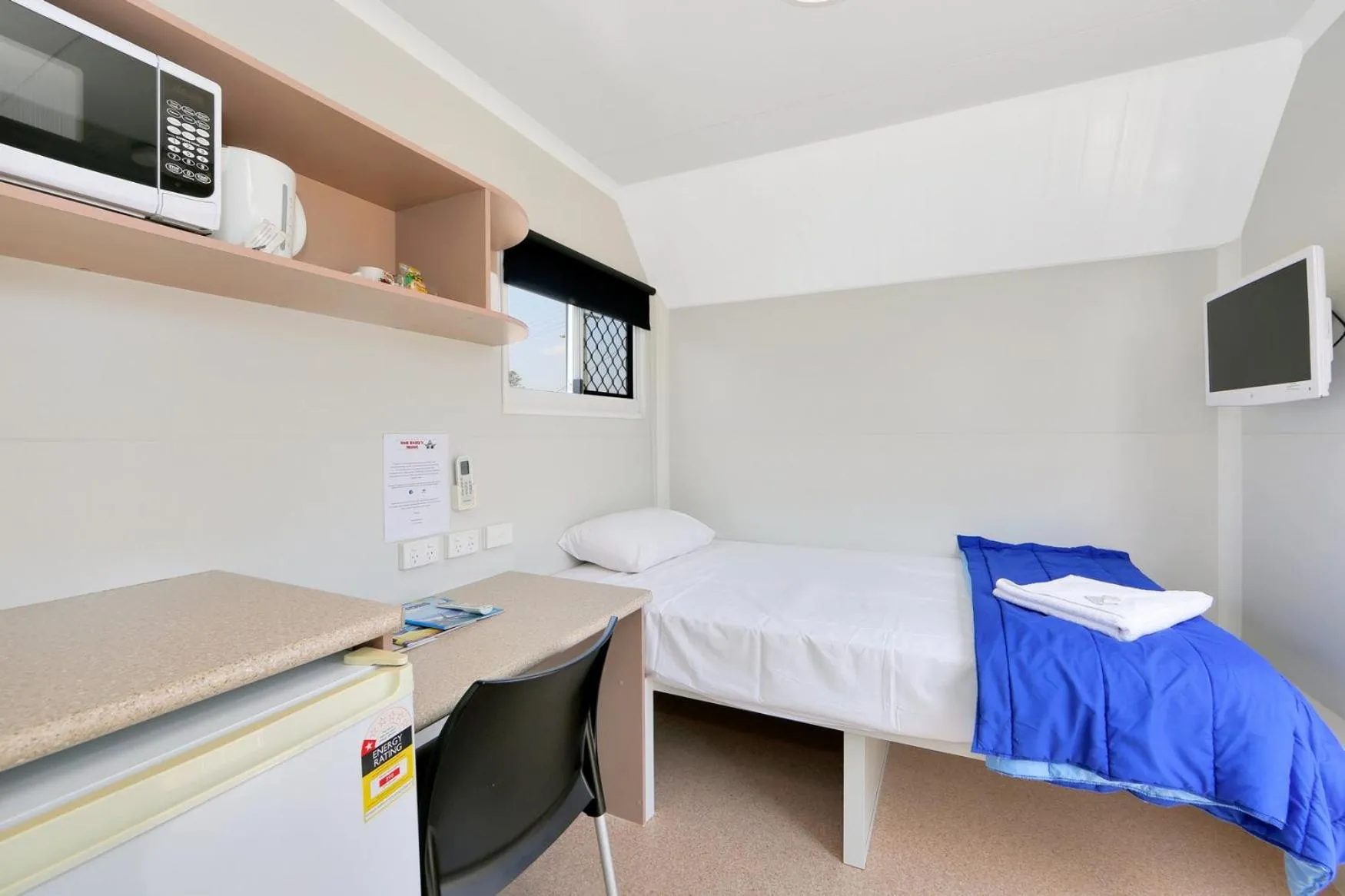 Bed in Ned Kelly's Motel