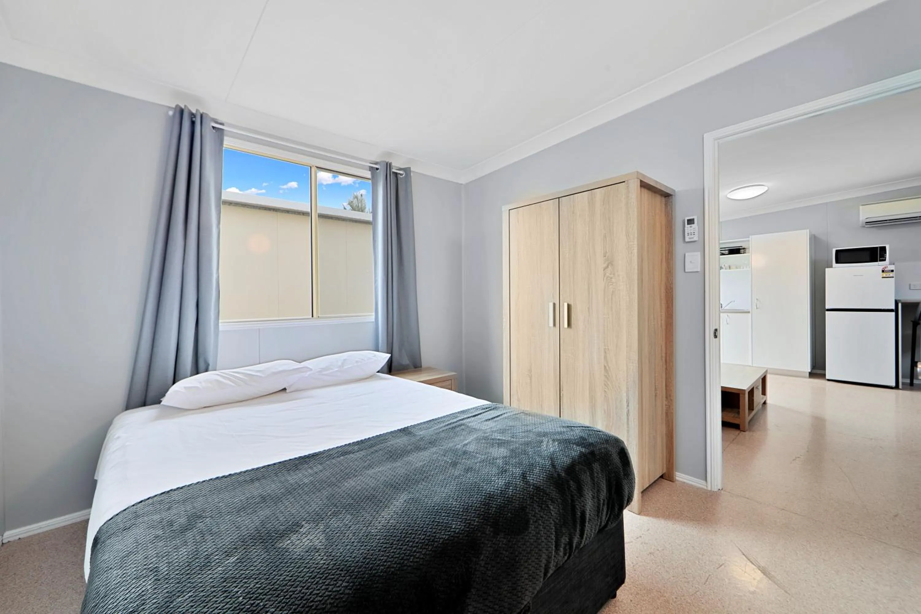 Bed in Ned Kelly's Motel