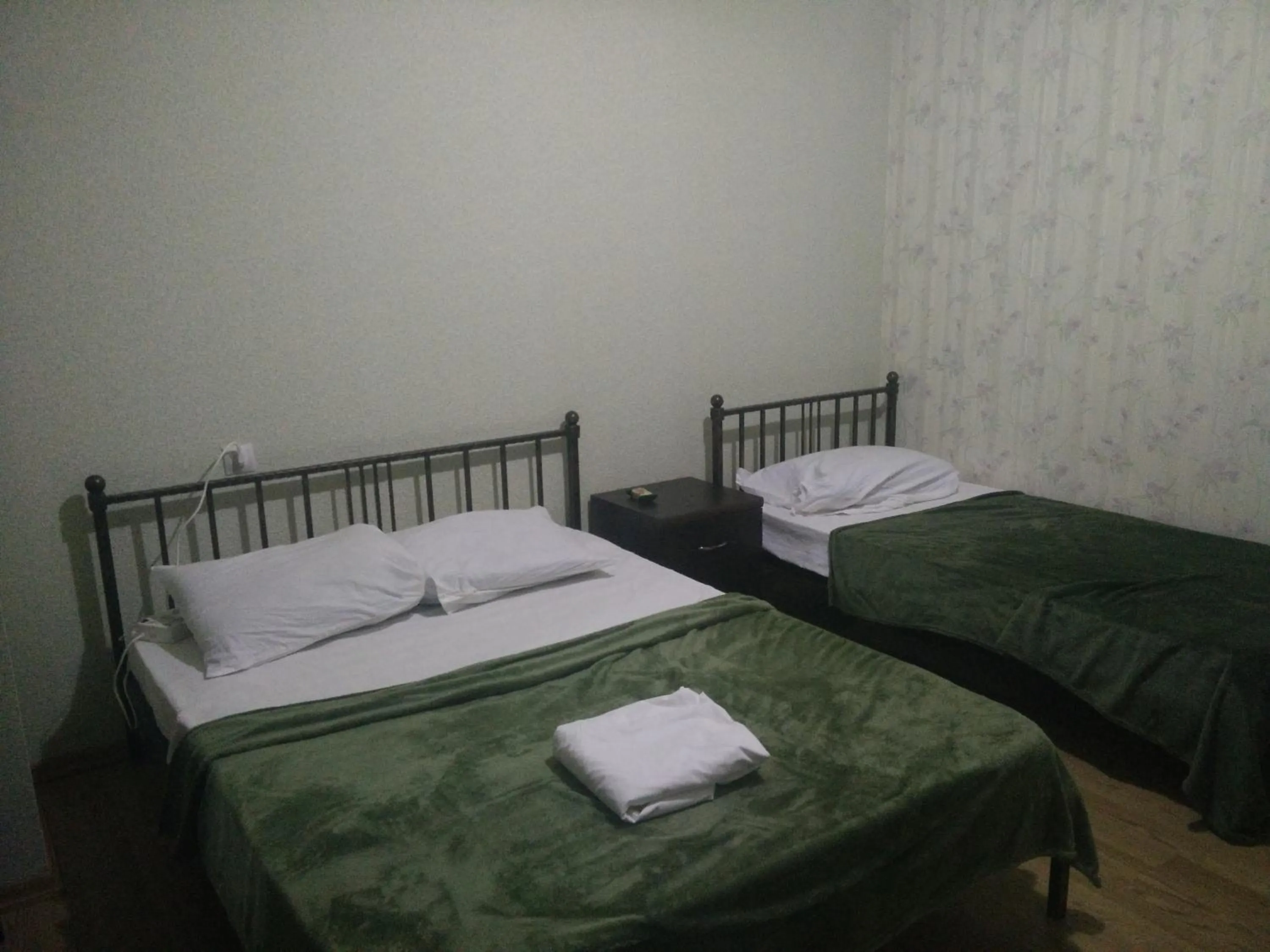 Bedroom, Bed in Hotel Mimino