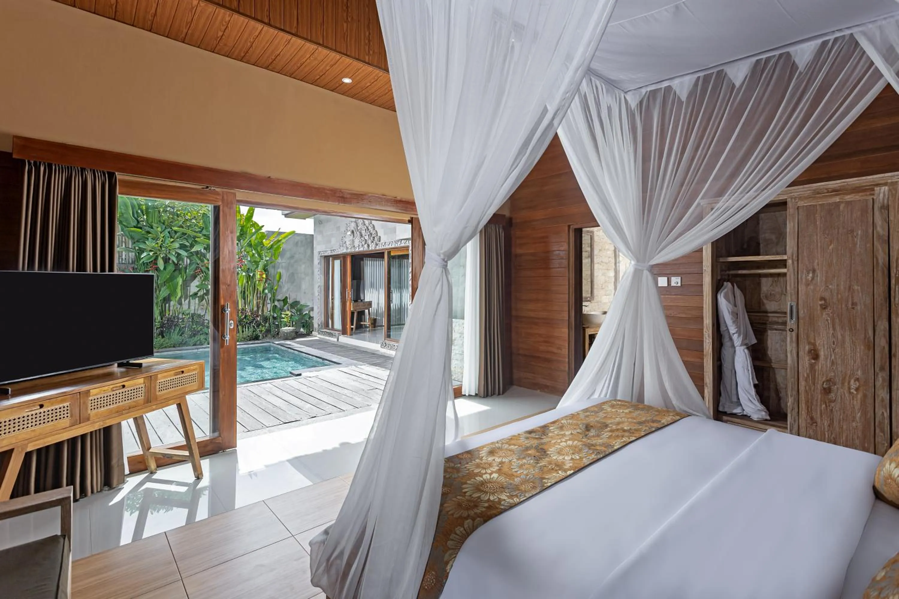 Property building, Bed in Ubud Lestari Villa