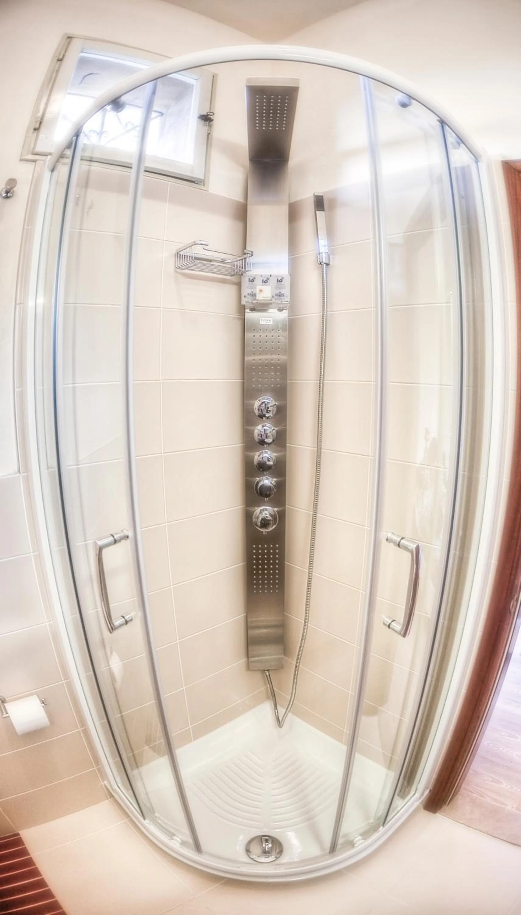 Bathroom in Hotel Krone