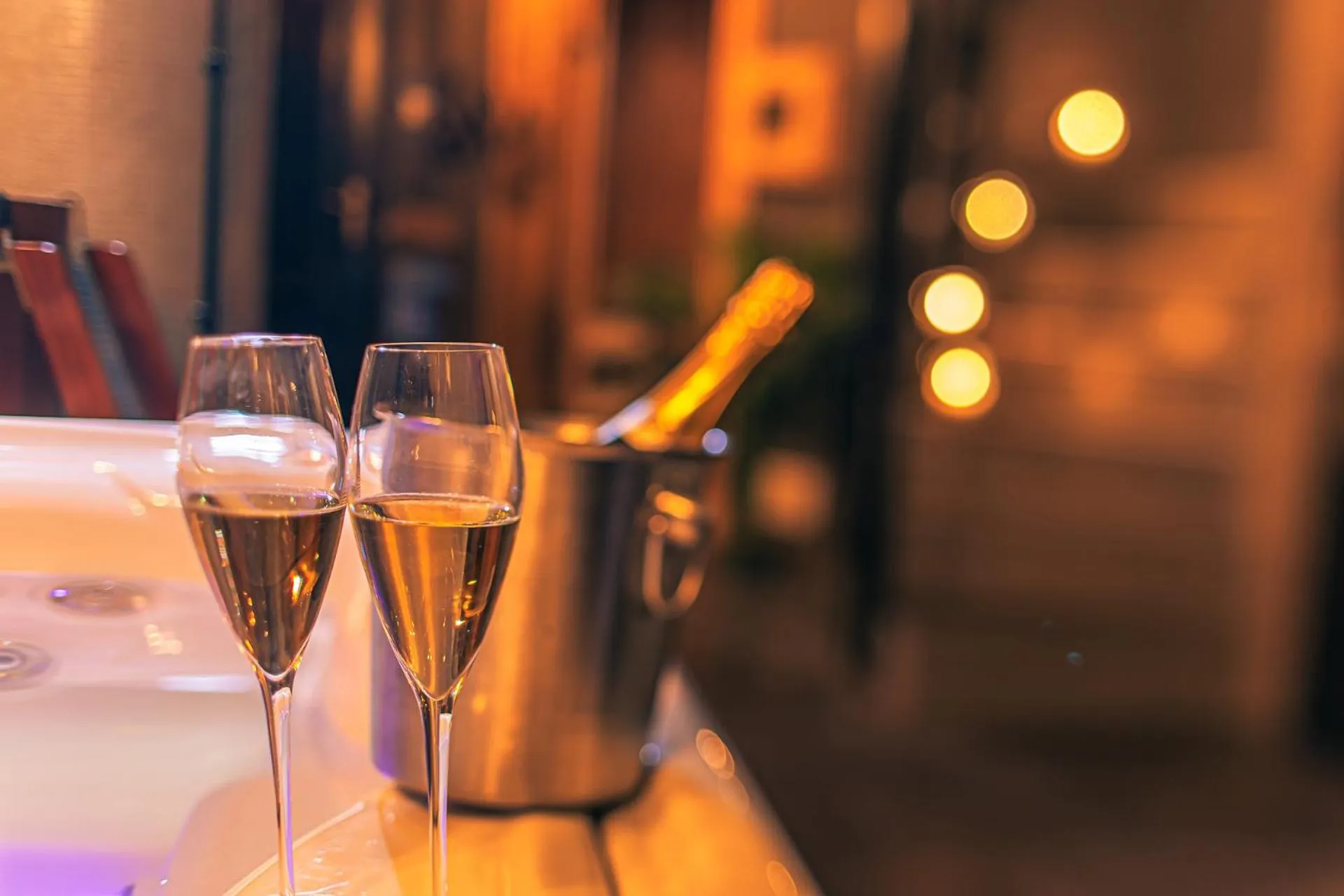 Hot Tub in Komló Hotel Gyula