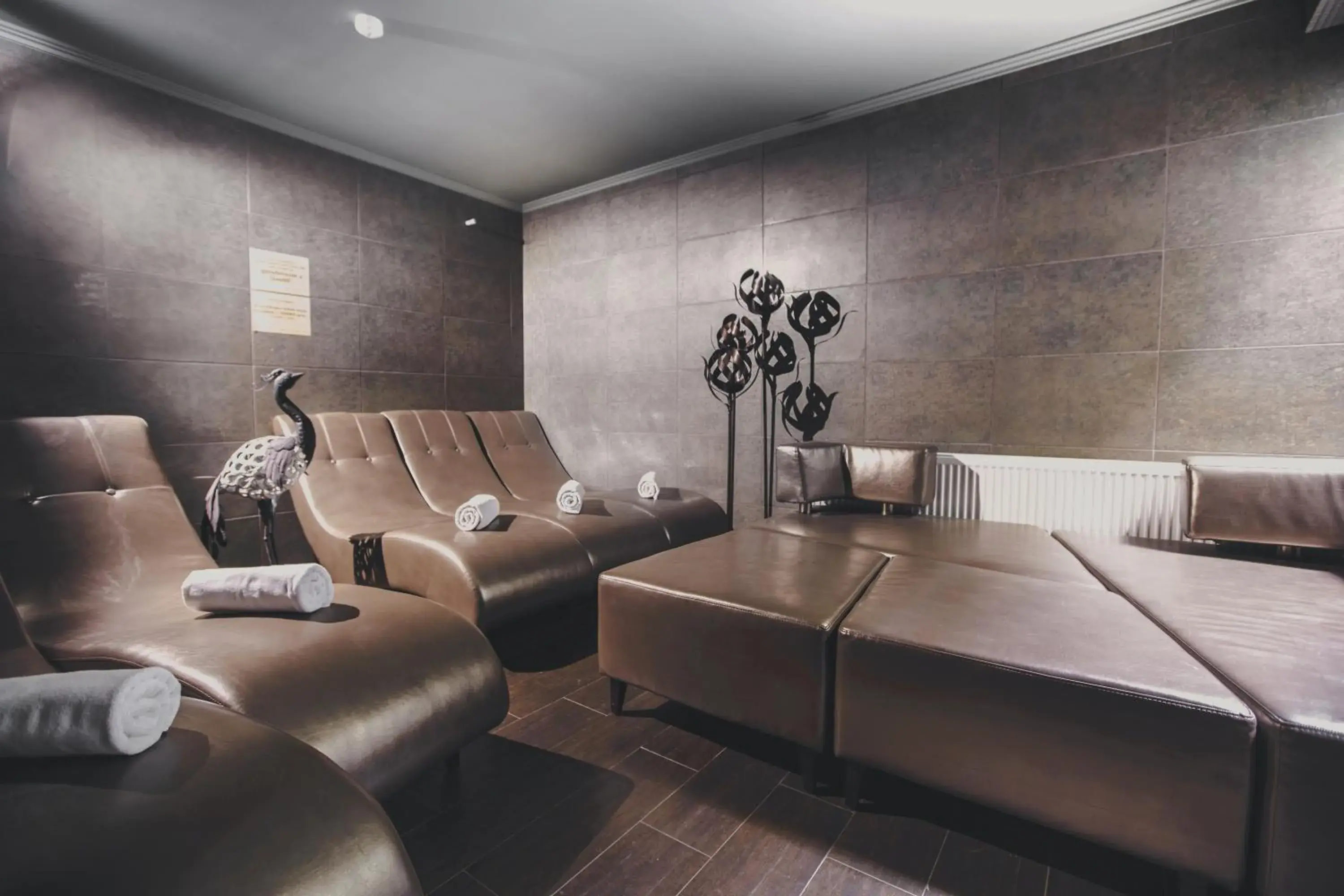 Spa and wellness centre/facilities in Komló Hotel Gyula Spa and wellness centre/facilities in Komló Hotel Gyula