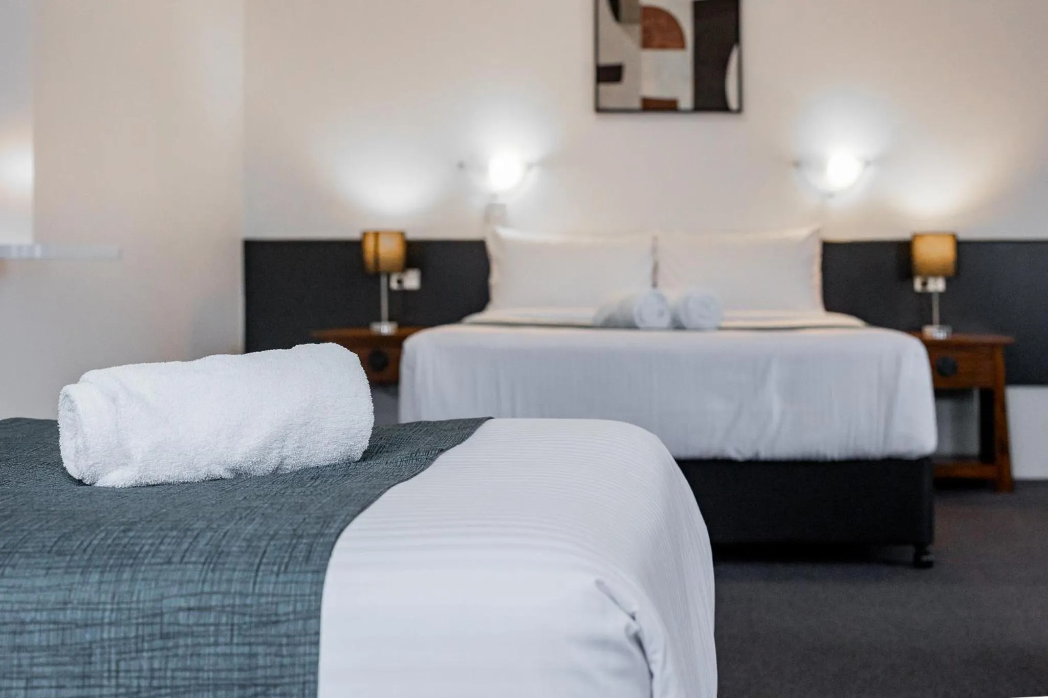 Bedroom, Bed in Maraboon Motor Inn