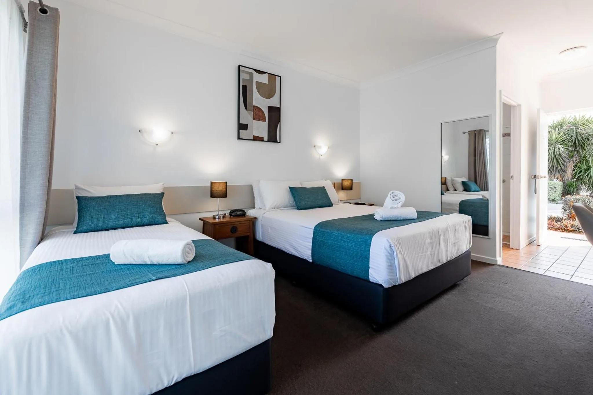 Bedroom, Bed in Maraboon Motor Inn