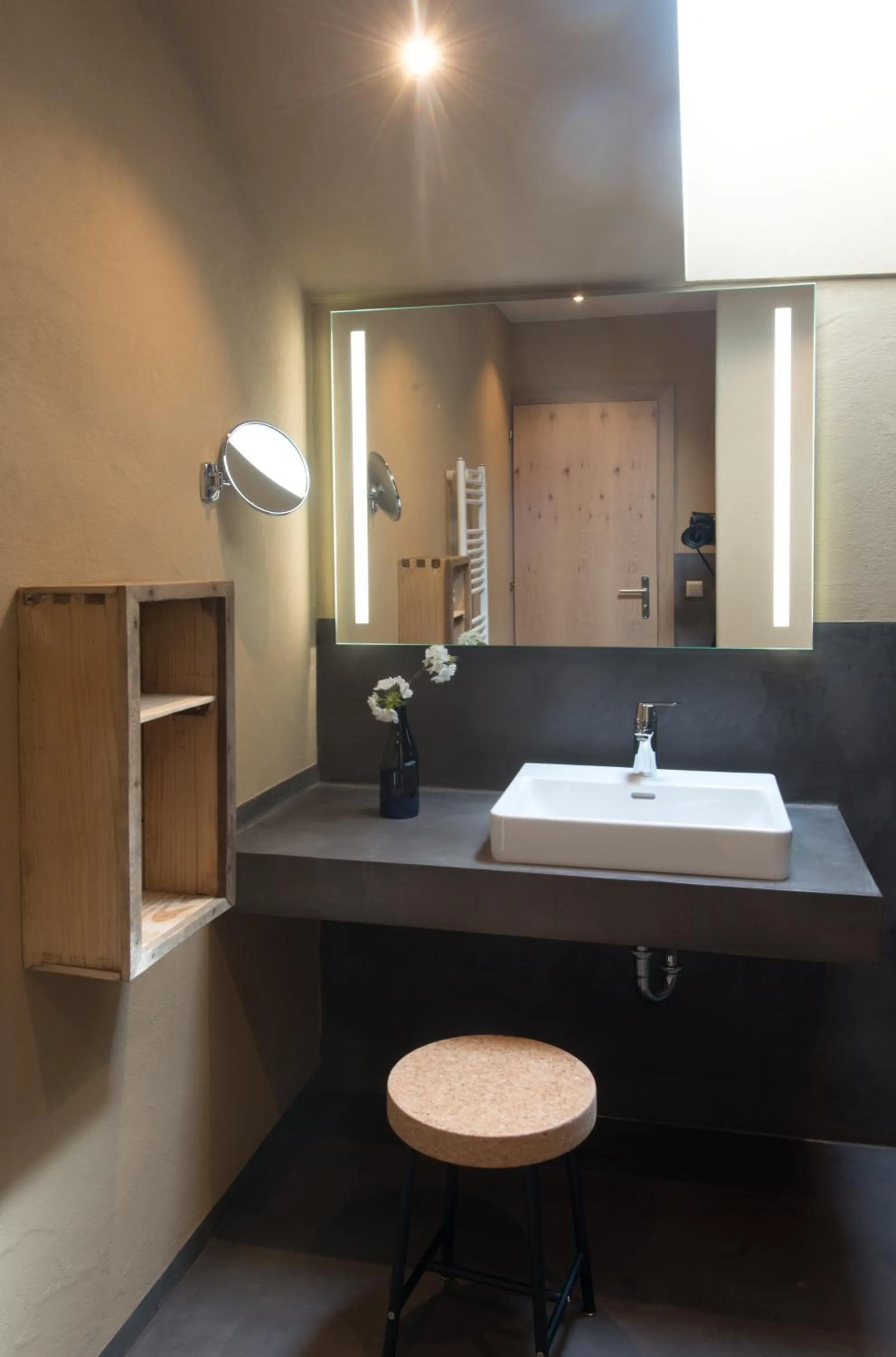 Bathroom, Bed in Bio Weingut Georgium