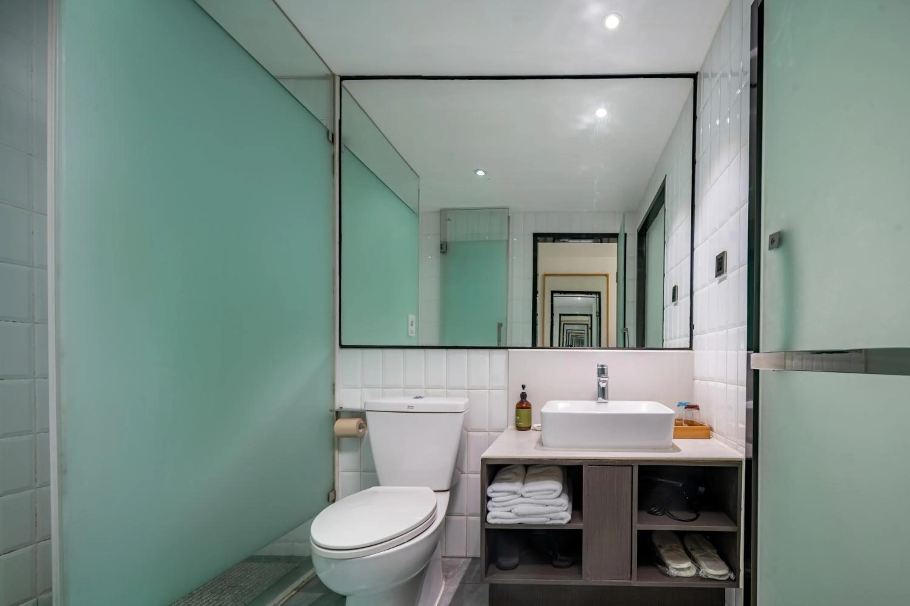 Trip Voicer Chengdu Wide and Narrow Alley