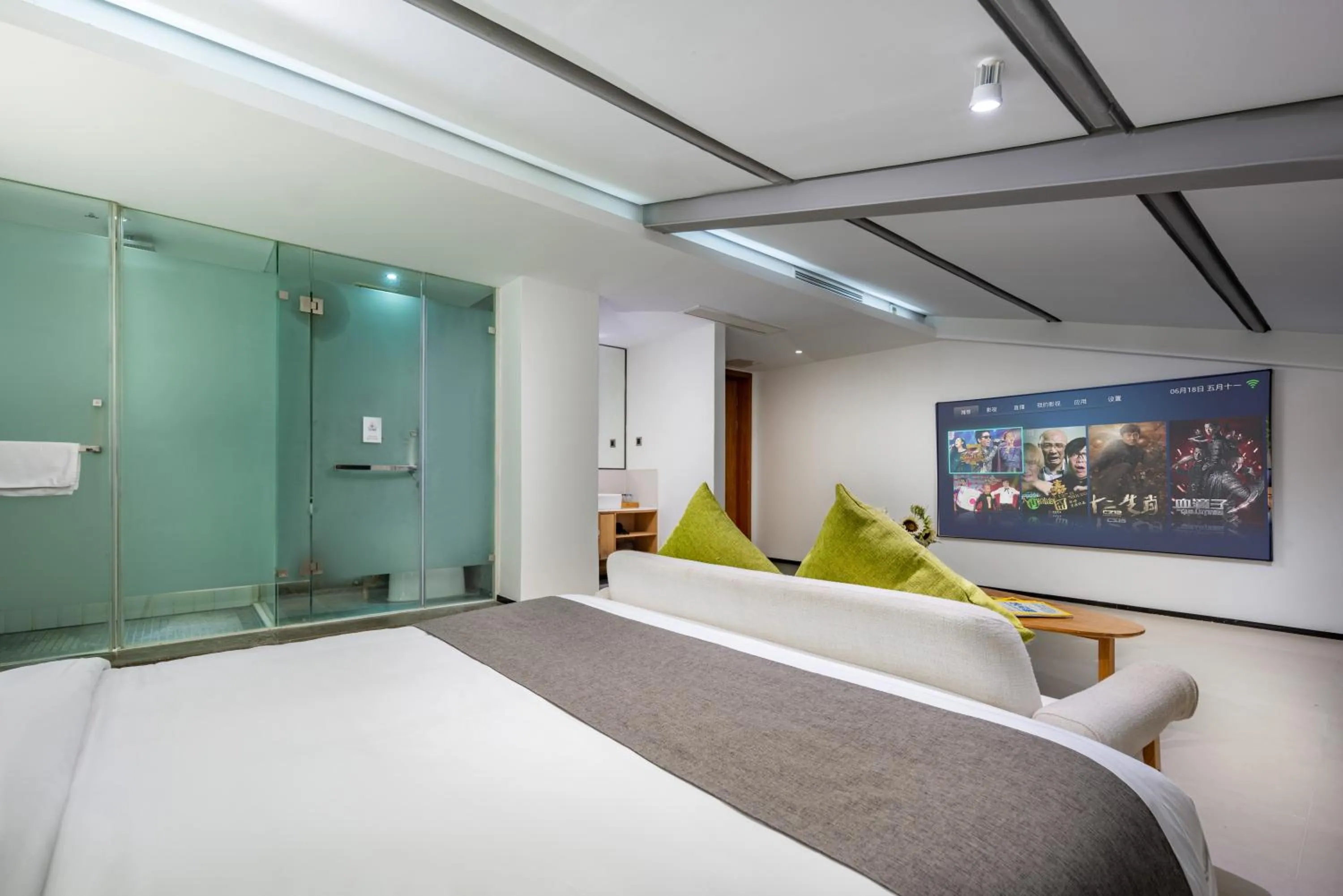 Bed in Trip Voicer Chengdu Wide and Narrow Alley