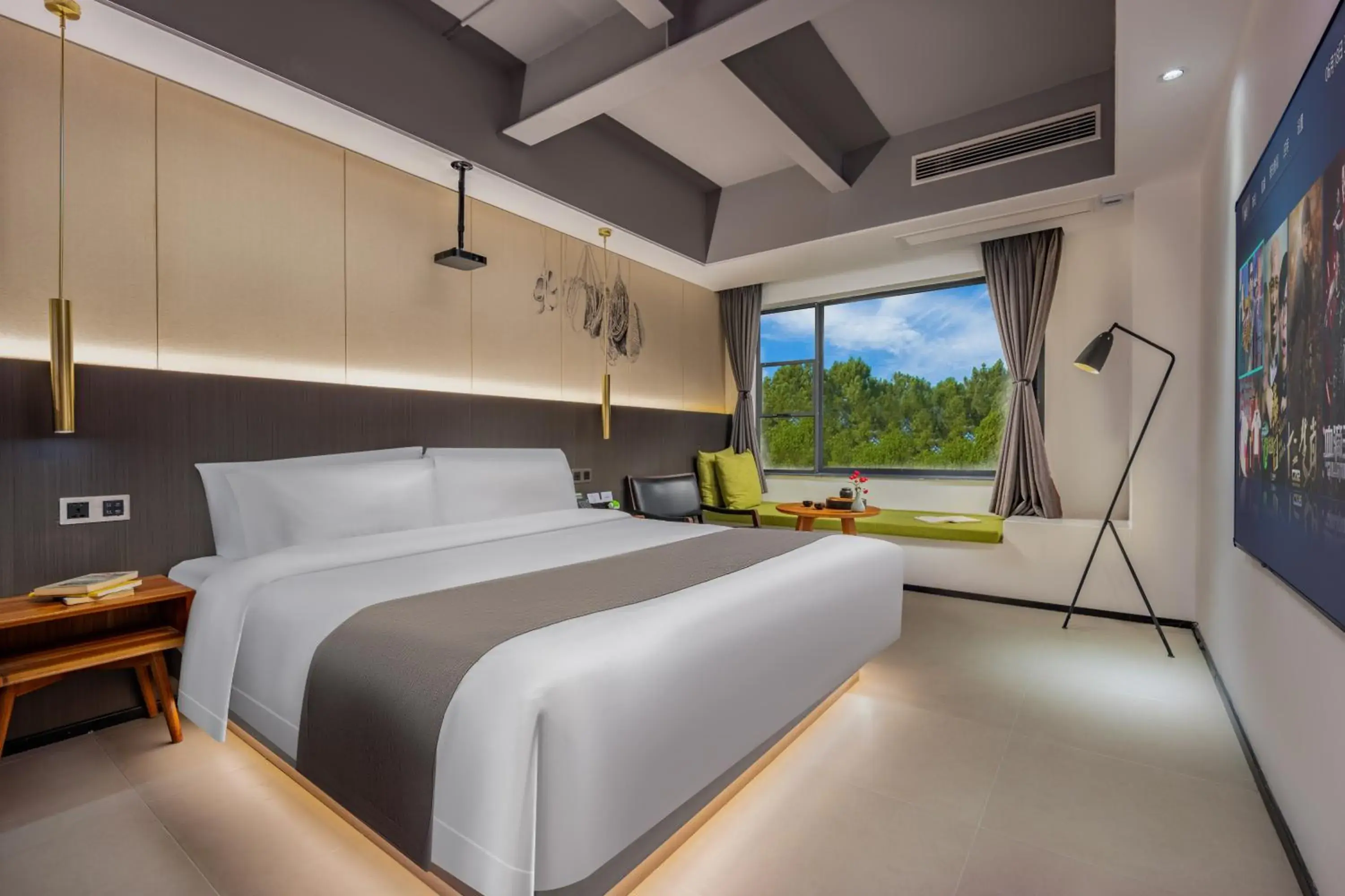 Simplified King Bed in Trip Voicer Chengdu Wide and Narrow Alley Simplified King Bed in Trip Voicer Chengdu Wide and Narrow Alley